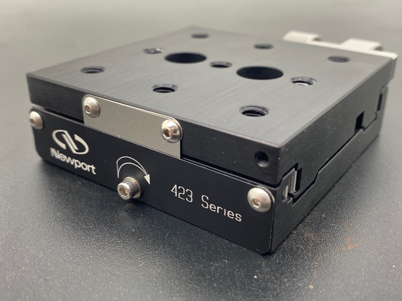 Newport 423 Series Linear Stage, High-Performance w/ Adjustment Screw