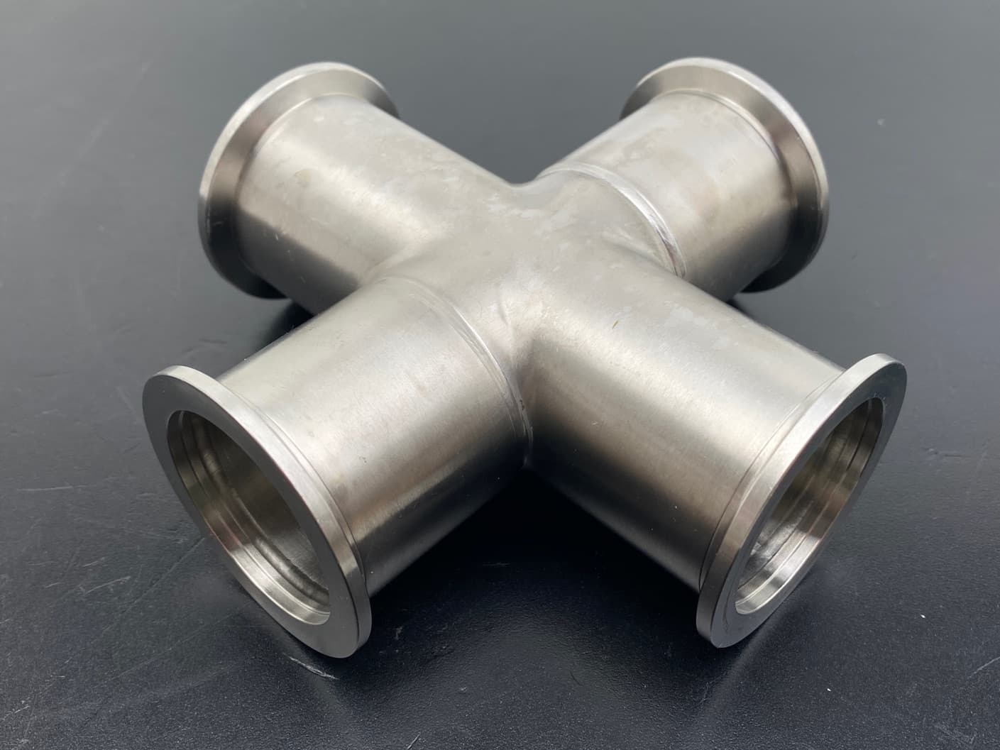 Vacuum Fitting KF40 SS 4-Way Cross Tee