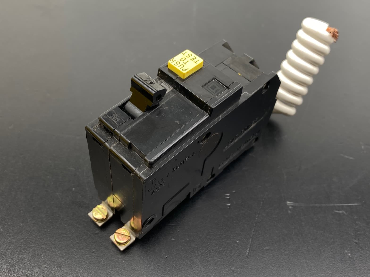 Square D QOB GFCI Circuit Breaker 2 Pole, 40Amp, 240VAC, Bolt On