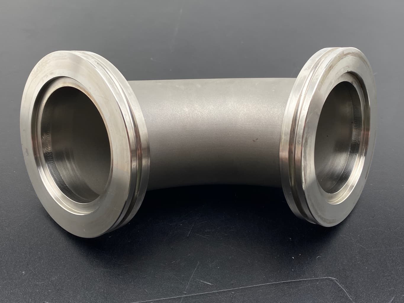 Stainless Steel Vacuum Fitting ISO NW63 90° Elbow