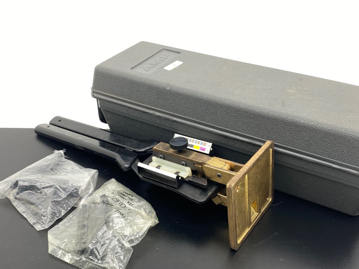 TE Application Tooling AMP MI-1, 229378-1-BY w/ Case & Accesories 229913-1