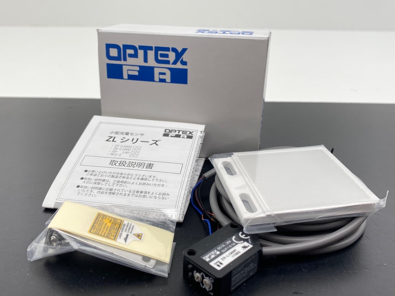 Optex FA ZR-L1000P Photoelectric Sensor ZL Series