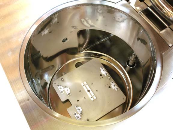 RIGAKU TXRF 300S X-RAY FLUORESENCE SPECTROMETER