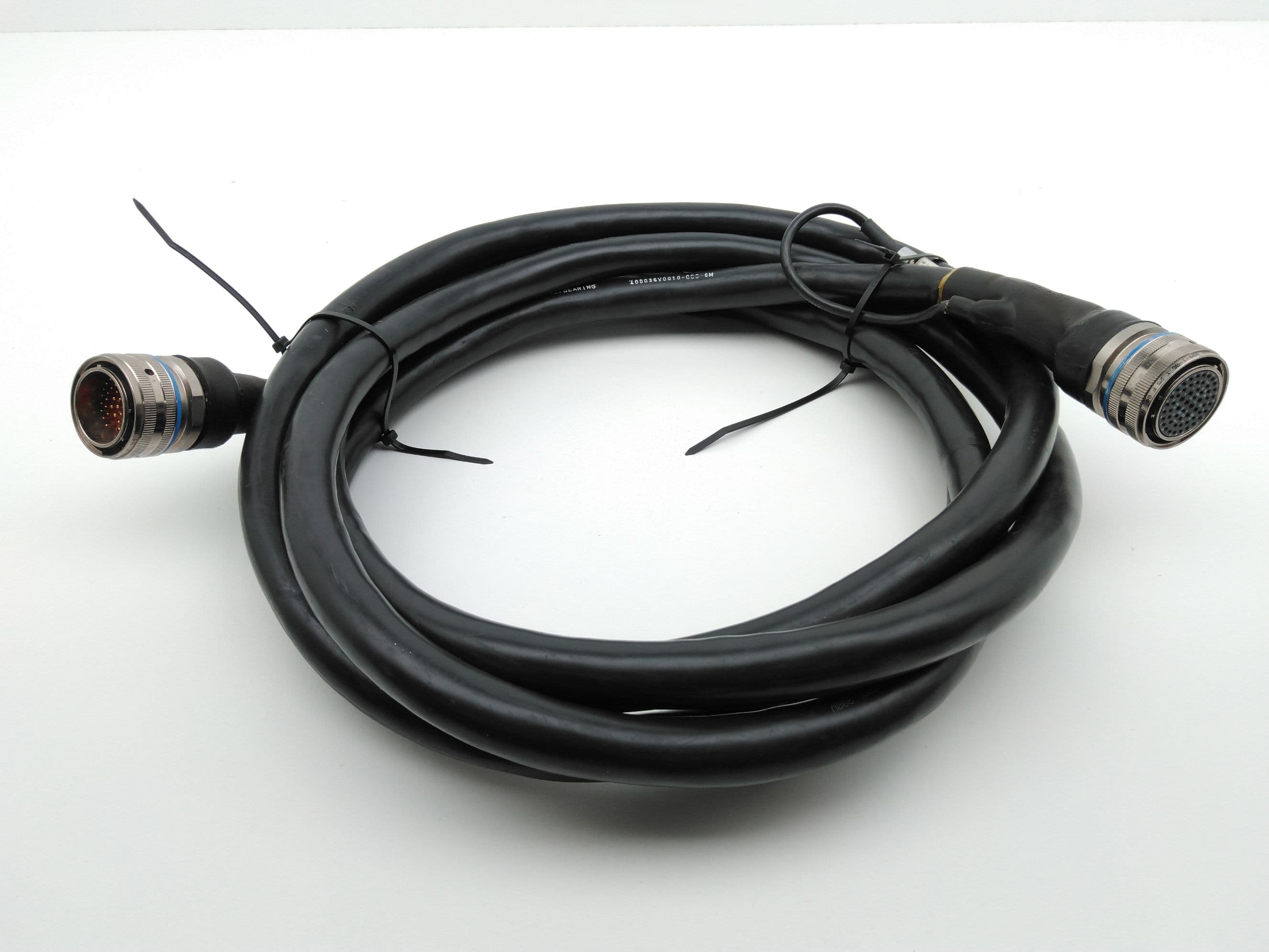 Leybold Oerlikon 400036V0010-5M MAG Turbo Pump Cable,5 meter