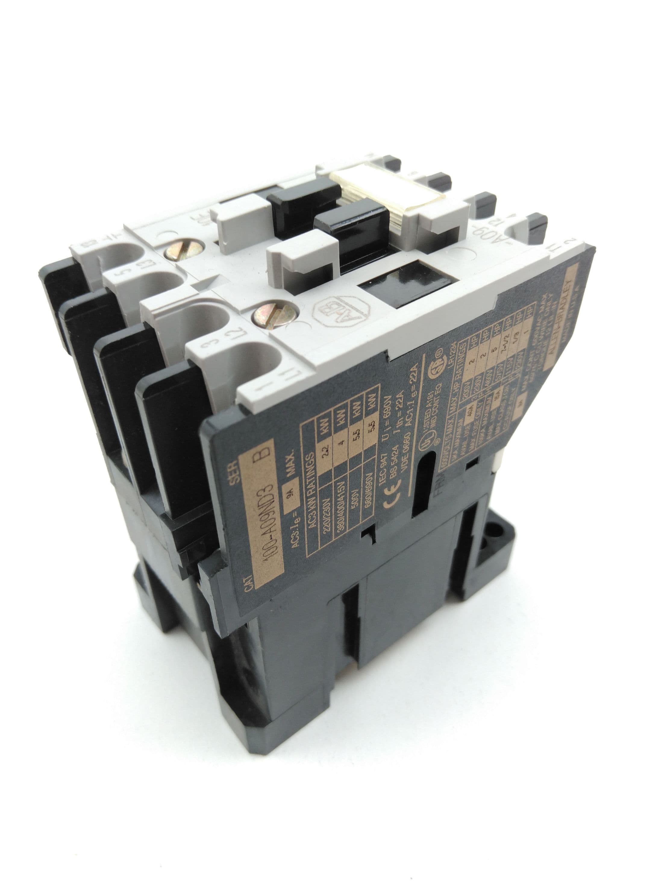 Allen-Bradley 100-A09ND3 Ser B Contactor, 600V, 9A, 3P, 110/120Vac Coil