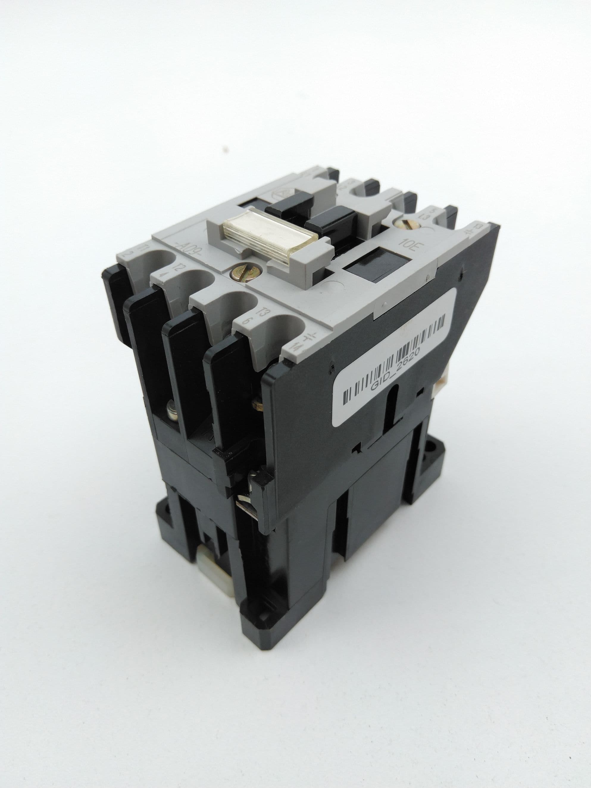 Allen-Bradley 100-A09ND3 Ser B Contactor, 600V, 9A, 3P, 110/120Vac Coil