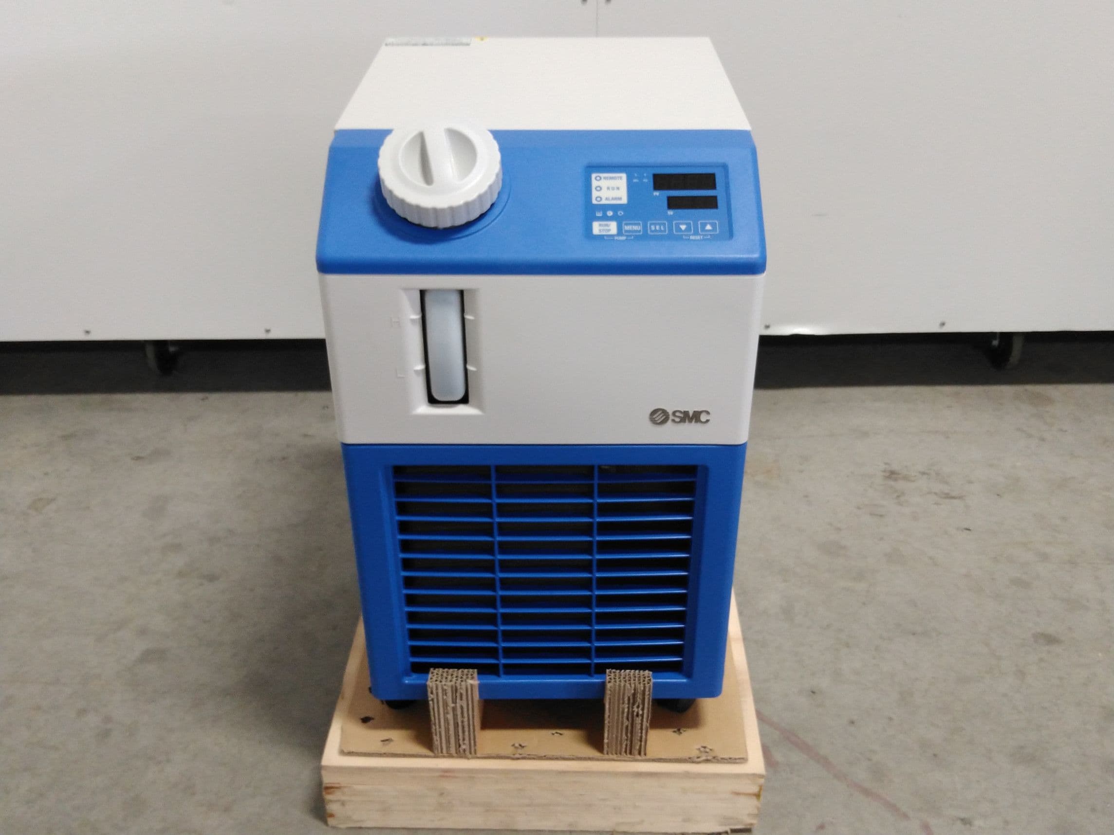 SMC Corporation HRS024-WN-20-T Chiller, 2400Watt, Water Cooled