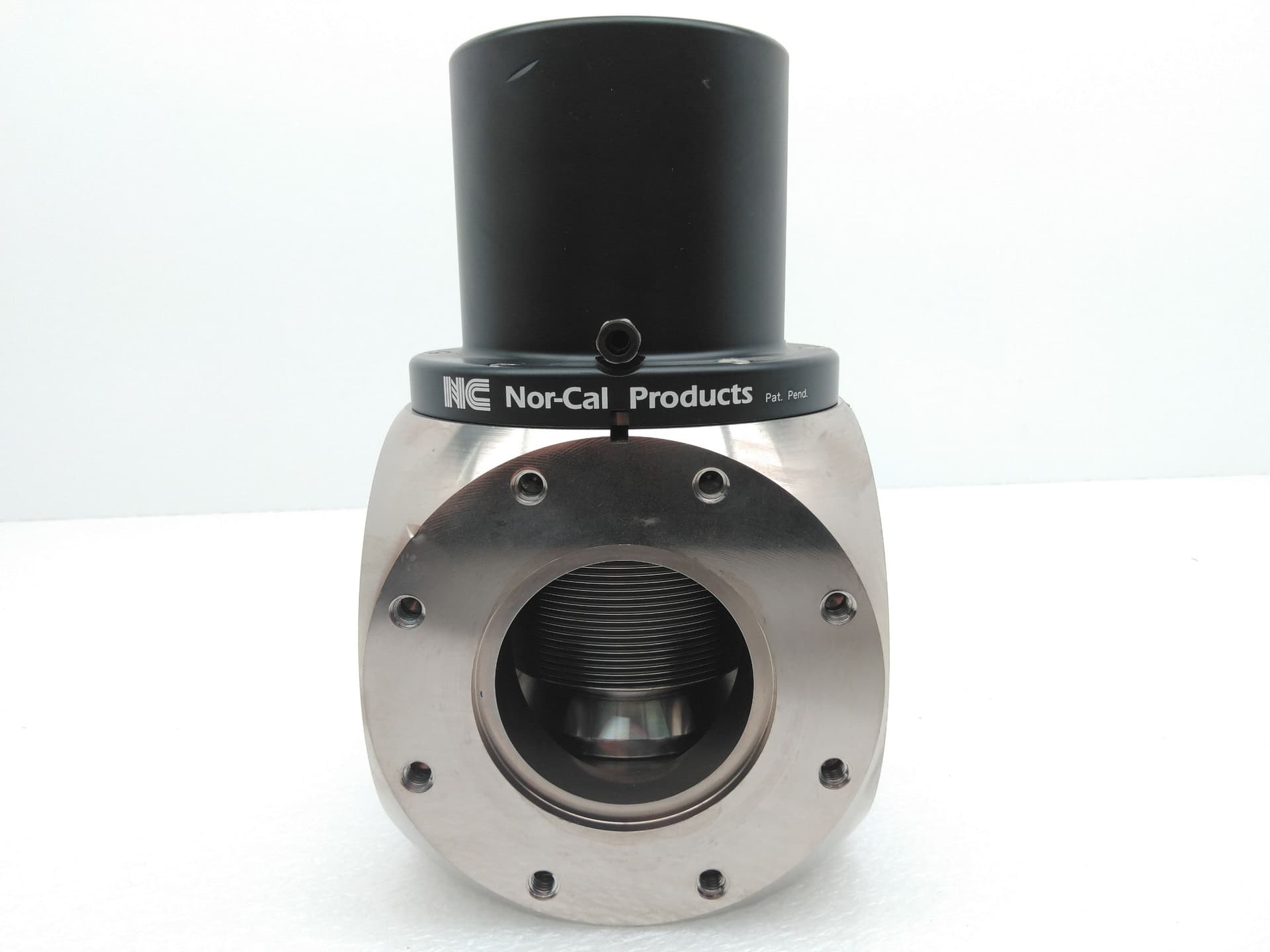 Nor-Cal Products 0995-16667 SS Vacuum Valve, Pneumatic, TEE, ISO-F 80