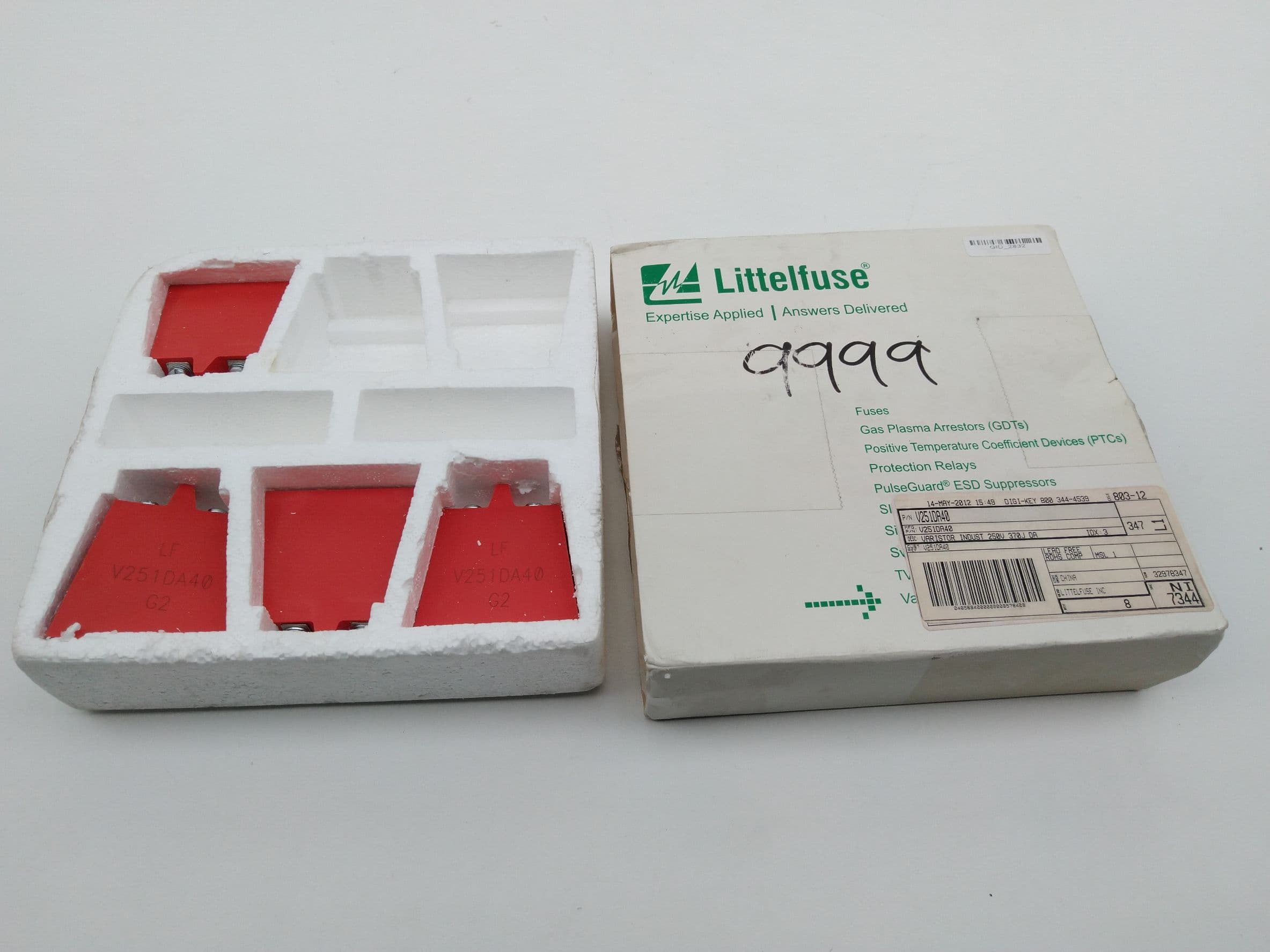 Littelfuse V251DA40 Varistor DA Series 5000pF, 250Vac, 330Vdc, 40000A