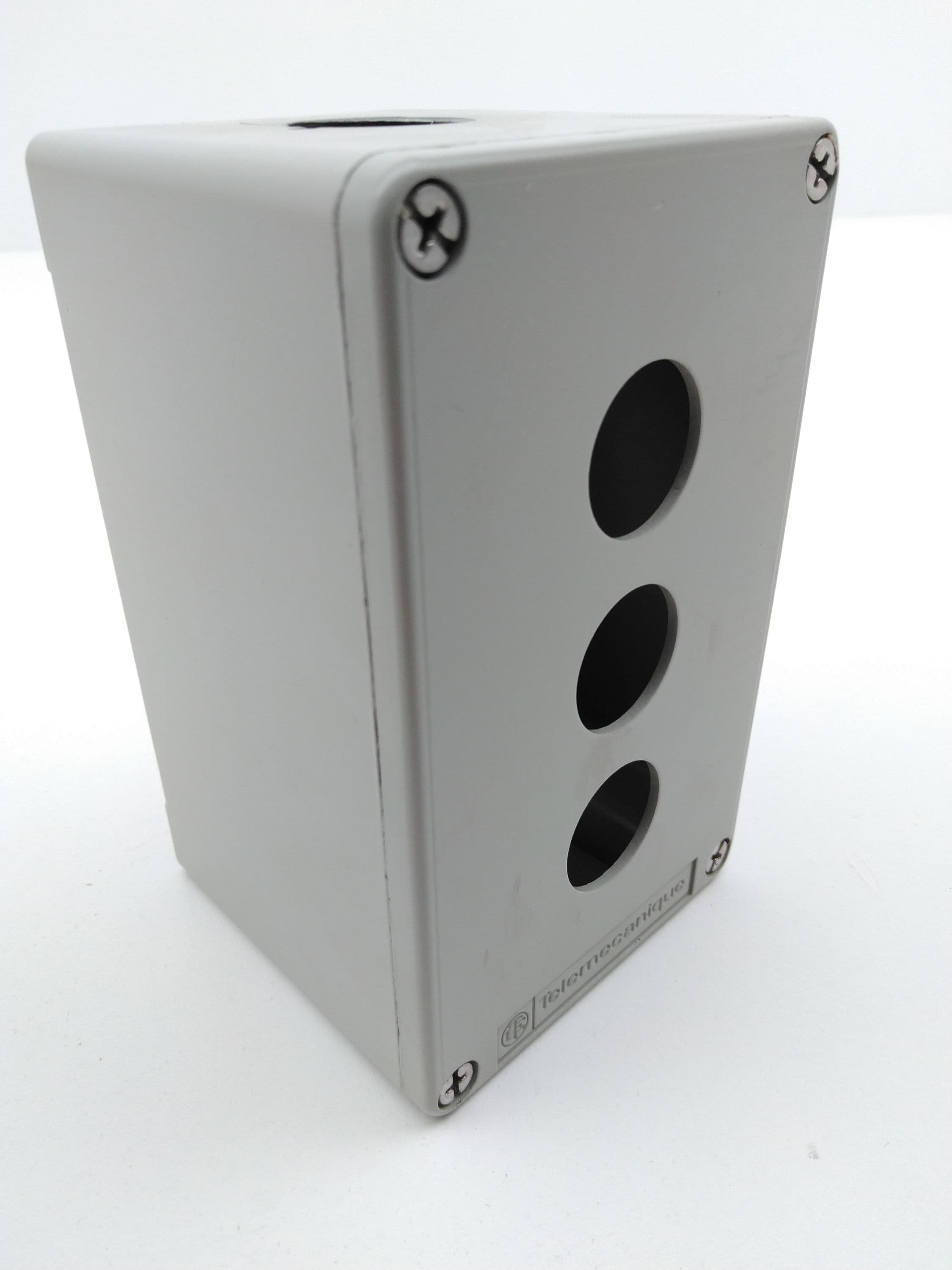 Telemecanique XAP G29803 Pushbutton Control Station Enclosure