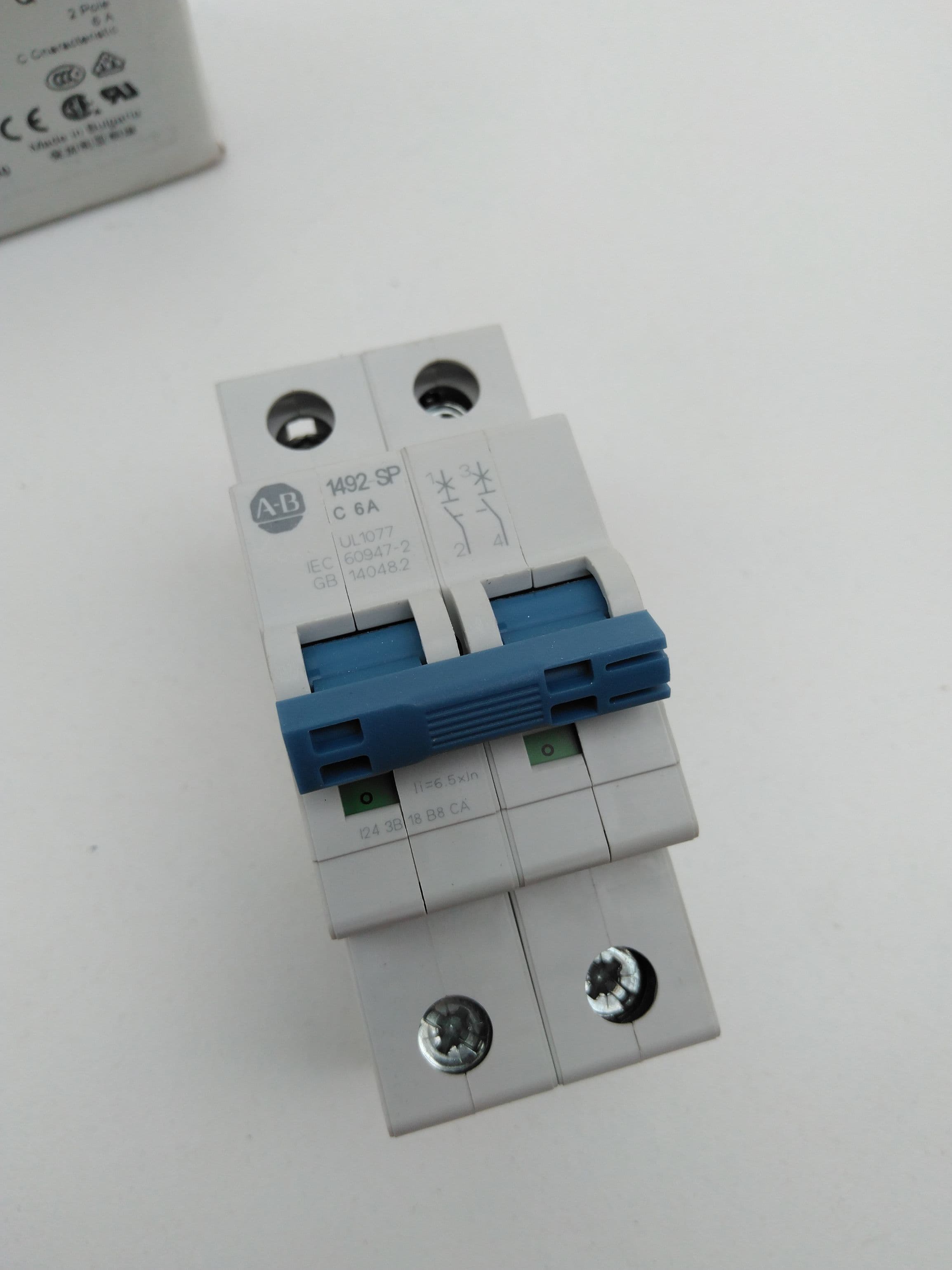 Allen-Bradley 1492-SPM2C060 Supplementary Protector, Ser D, 6 Amp, 2 Pole
