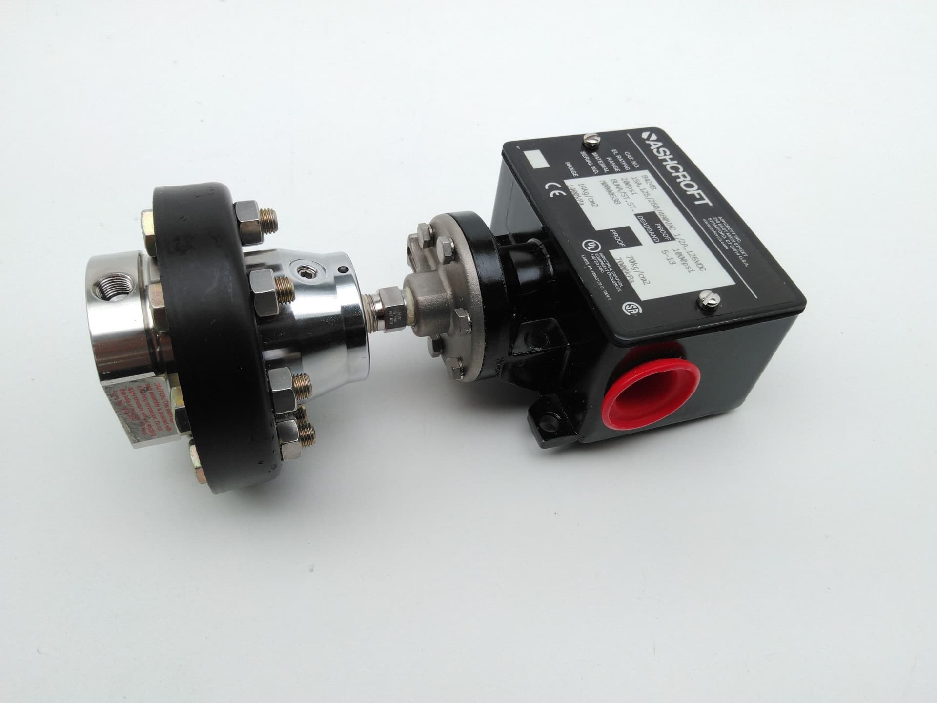 Ashcroft B424B Pressure Switch Range 200Psi w/ 200 Threaded Diaphragm Seal