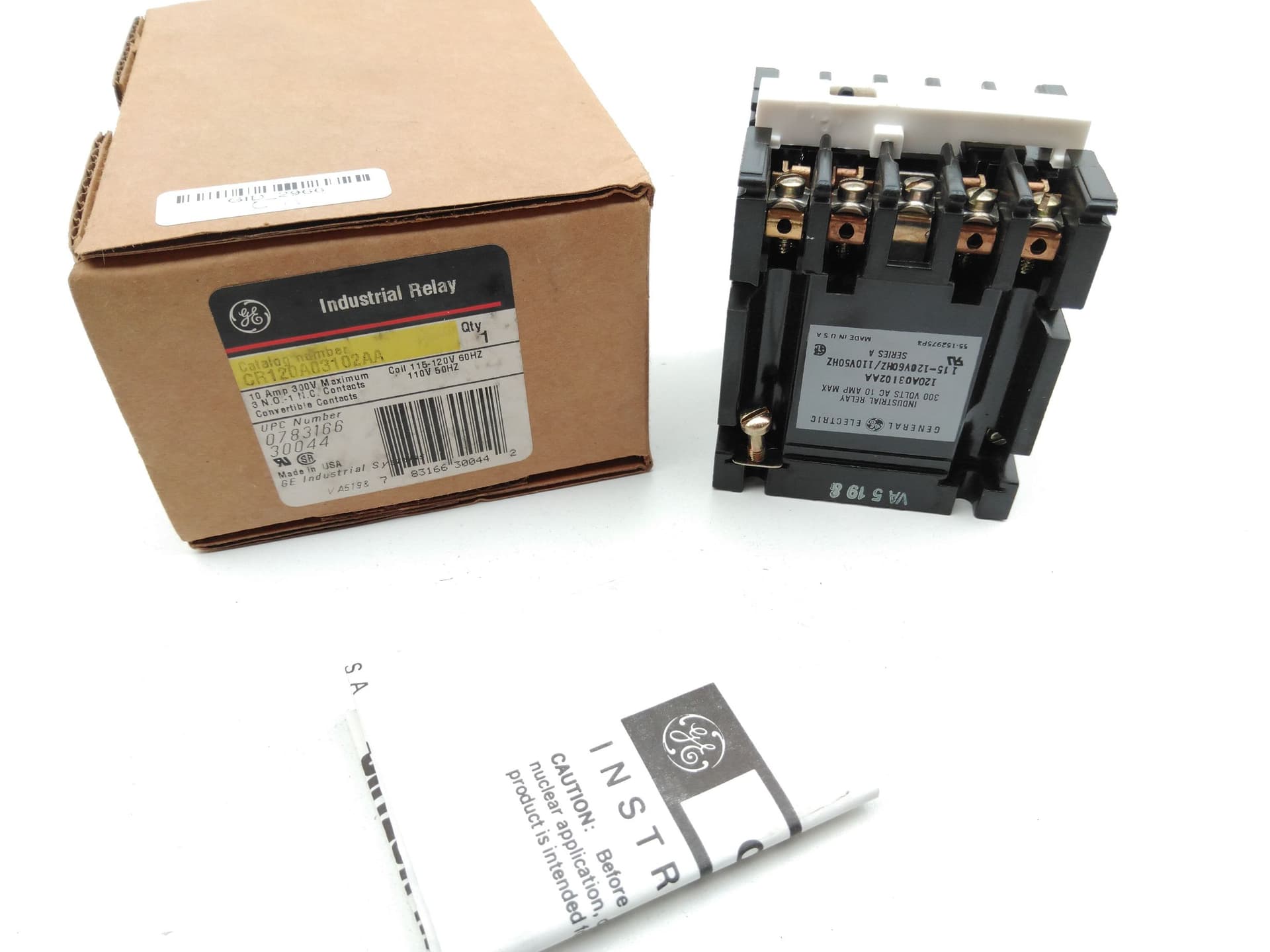 General Electric CR120A03102AA Control Relay 300V 10A Max 120V Coil 3NO 1NC