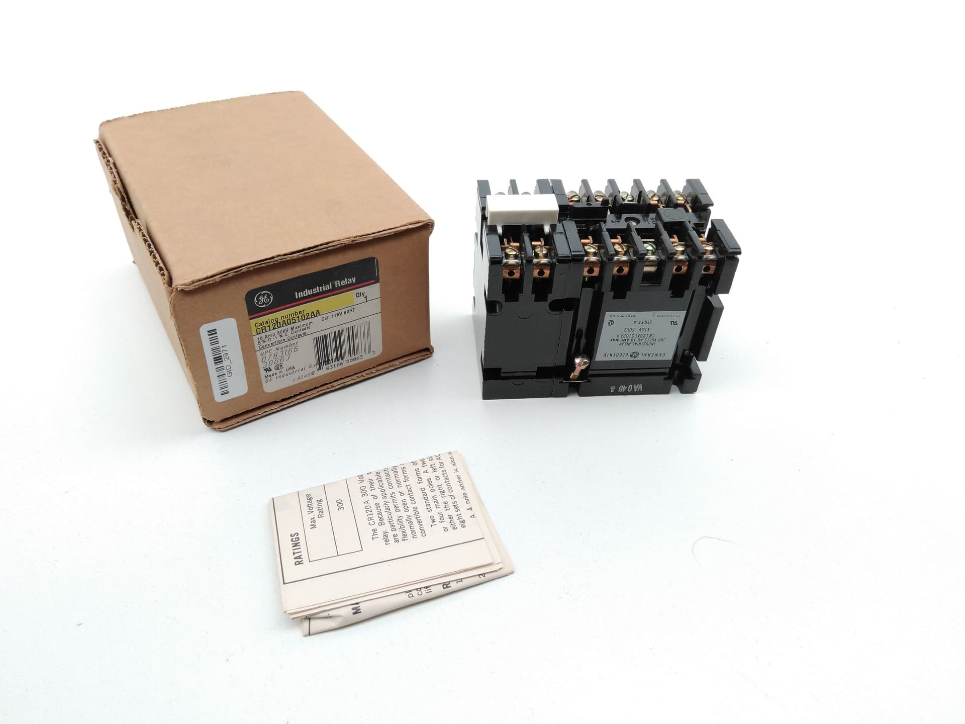 General Electric CR120A05102AA Industrial Relay 300V 10A Max 115V Coil 5NO 1NC