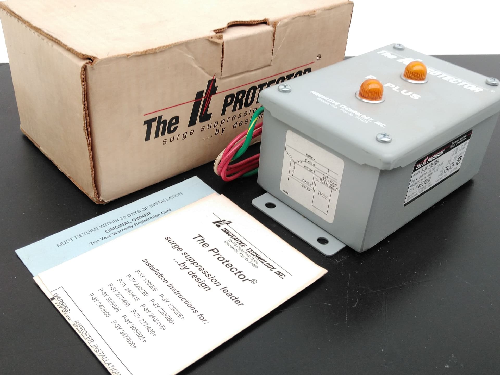 The it Protector P-3Y 120/208+ / ZB06-001 Transient Voltage Surge Suppressor