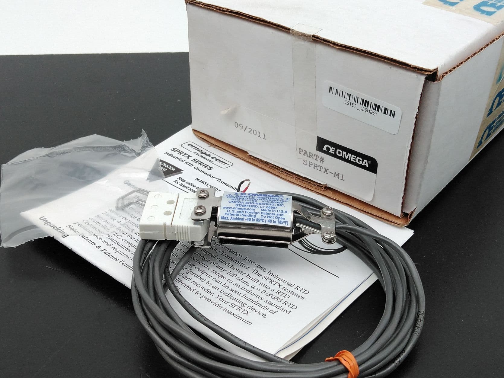Omega SPRTX-M1 Universal Temperature Connector Transmitter for TC and RTDs