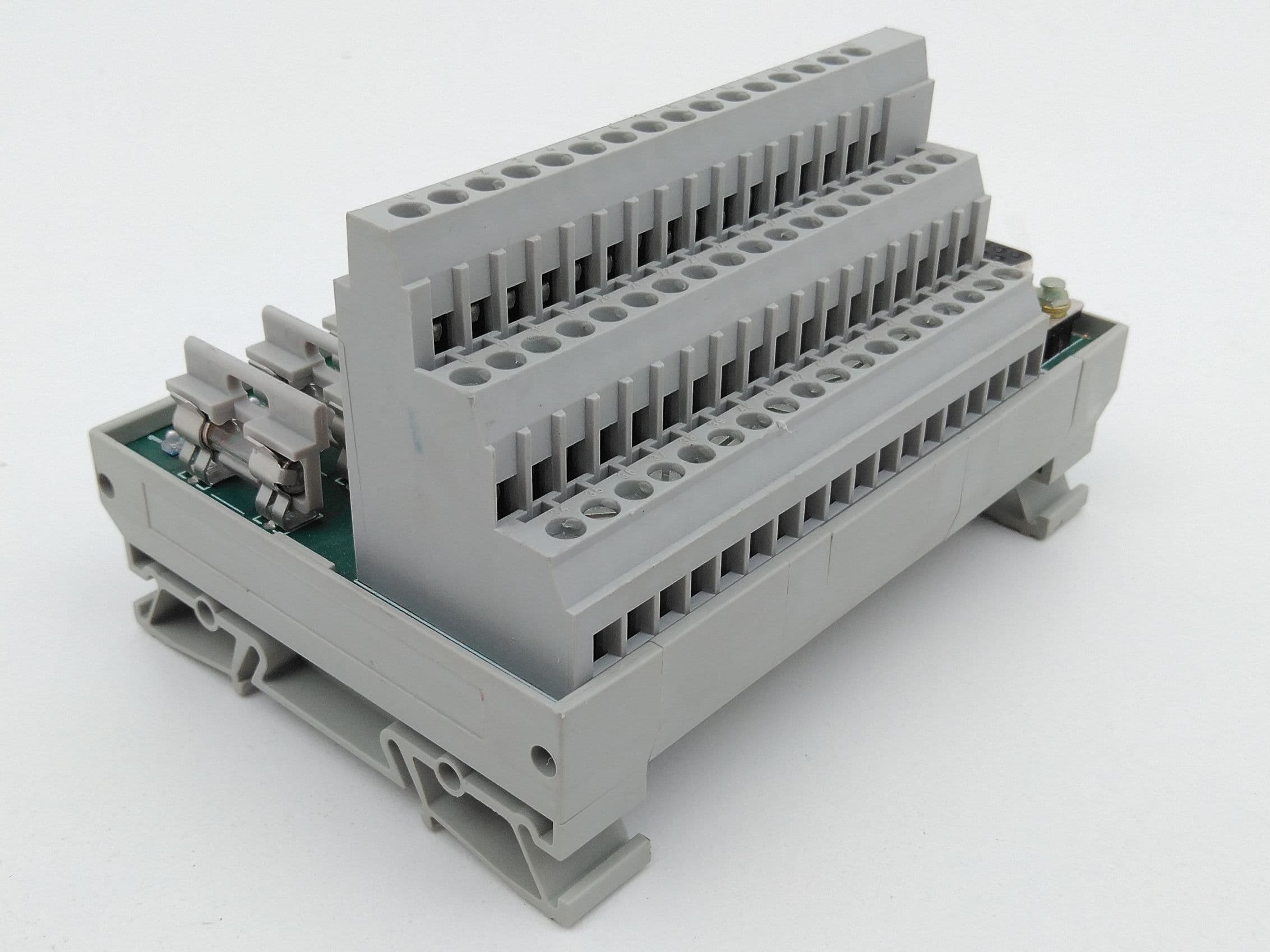Allen-Bradley 1492-AIFM8-F-5 Fusible 8 Channel Analog Interface Module, Ser A