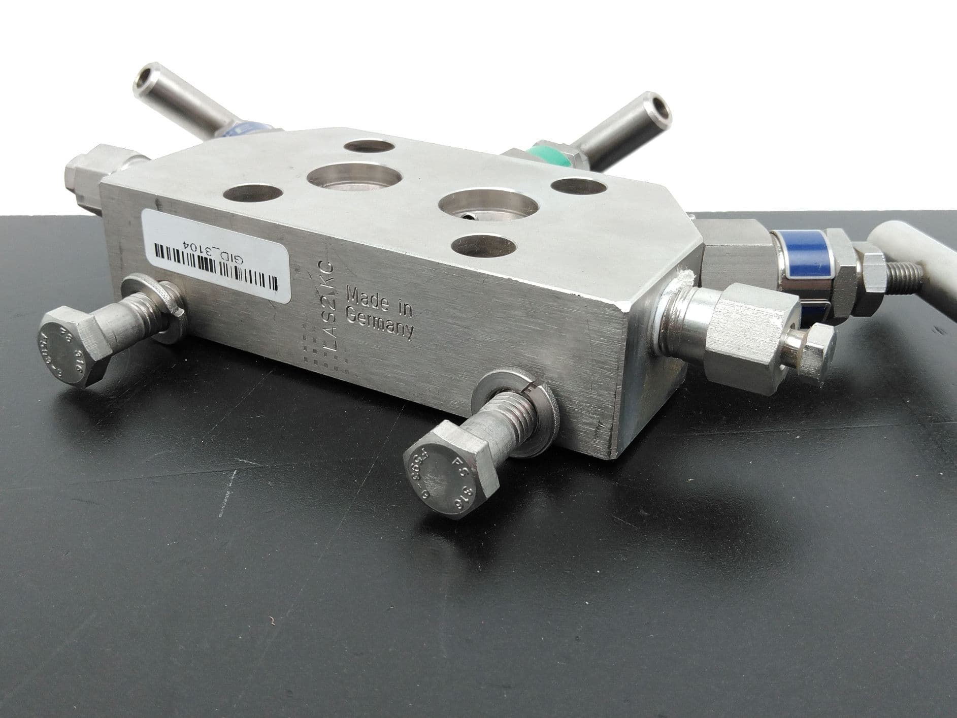 Rosemount C305121124-0000 3-Way Transmitter Manifold, 316SS