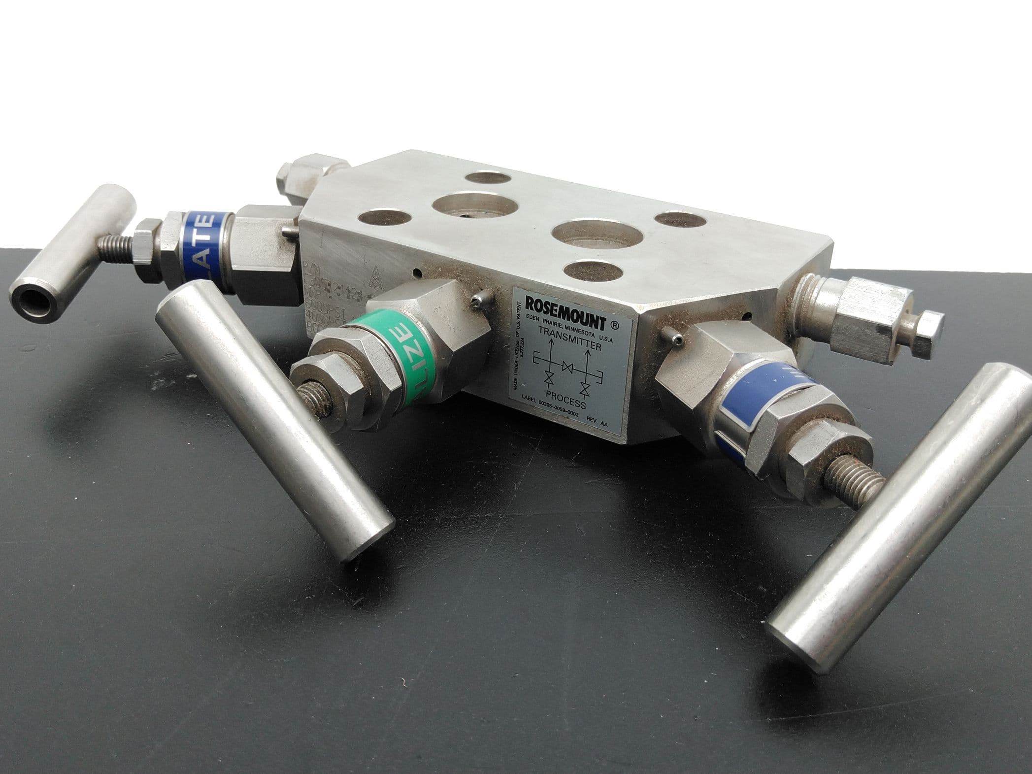 Rosemount C305121124-0000 3-Way Transmitter Manifold, 316SS
