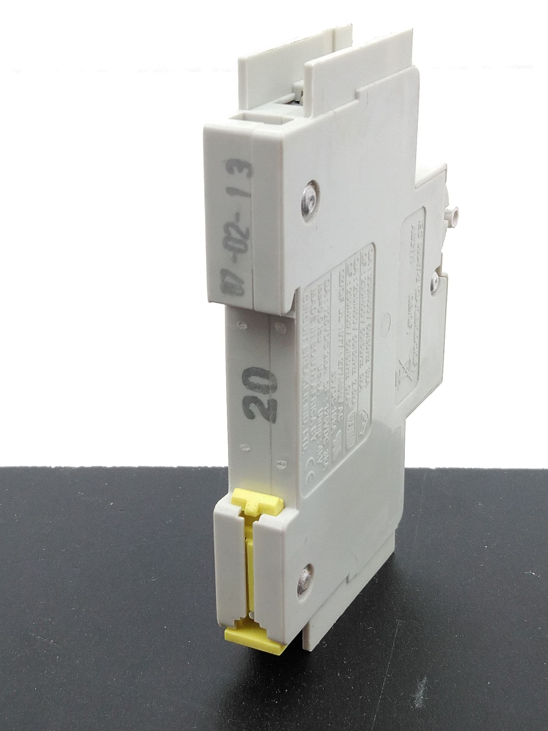CBI 0Z-1(13)-D-20A Circuit Breaker, 20A