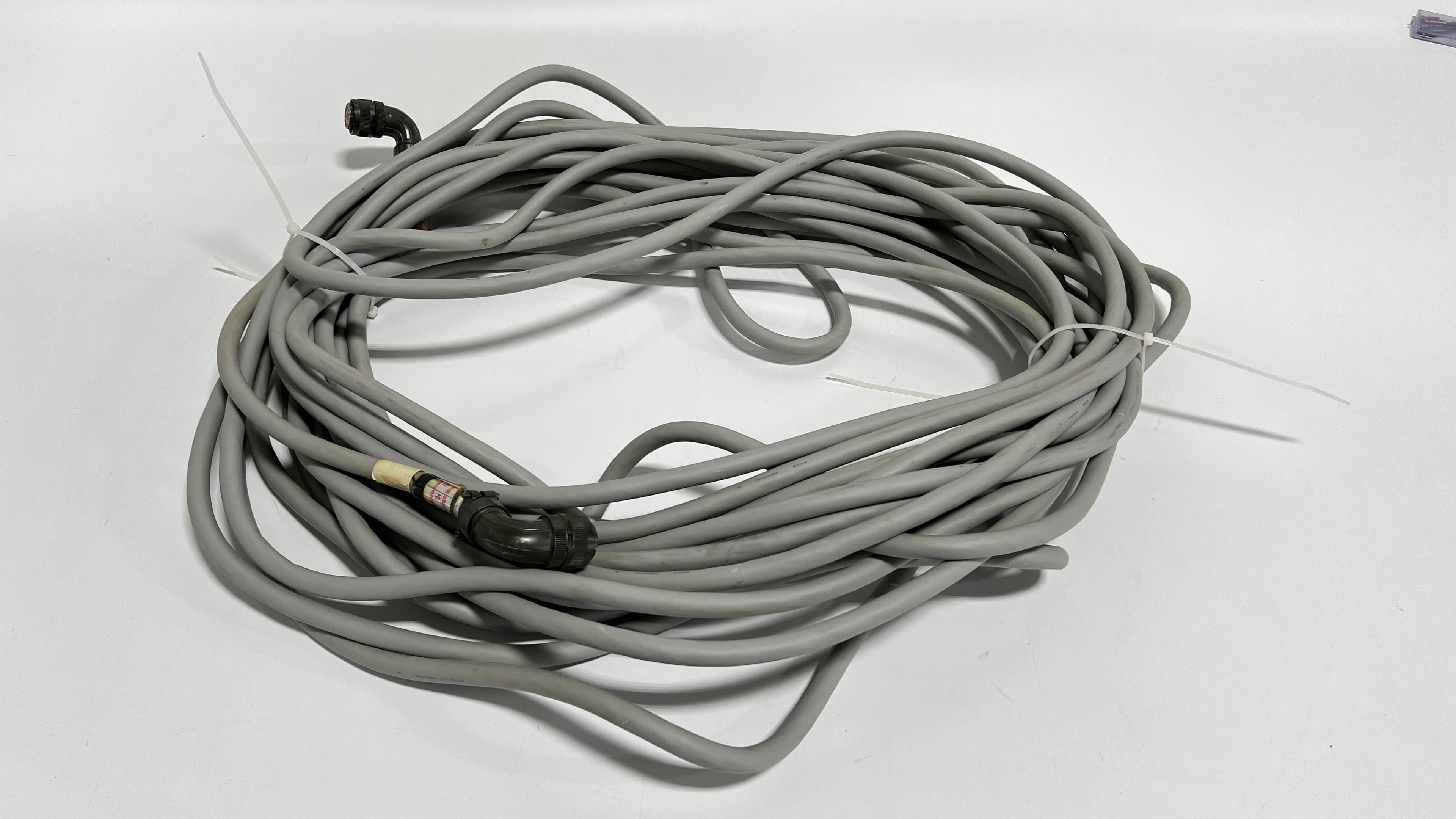 Shimadzu 262-78549-30V2 Turbo Pump Motor Cable 30M Length