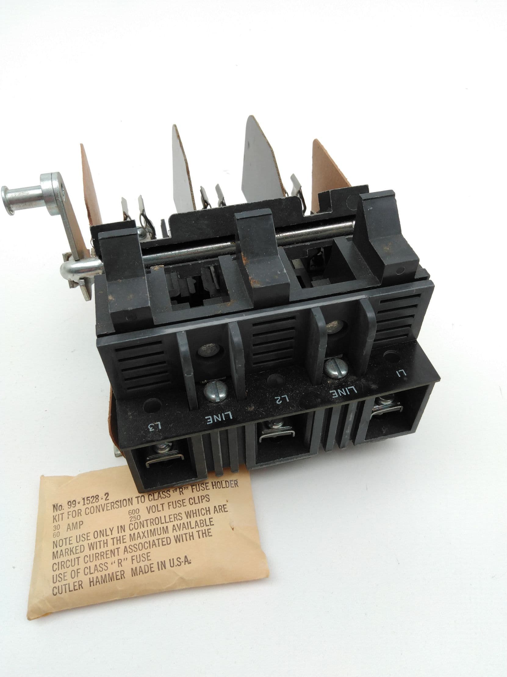 Cutler-Hammer C360NC Disconnect Switch, A1 Series, 30A, 600V, 3P