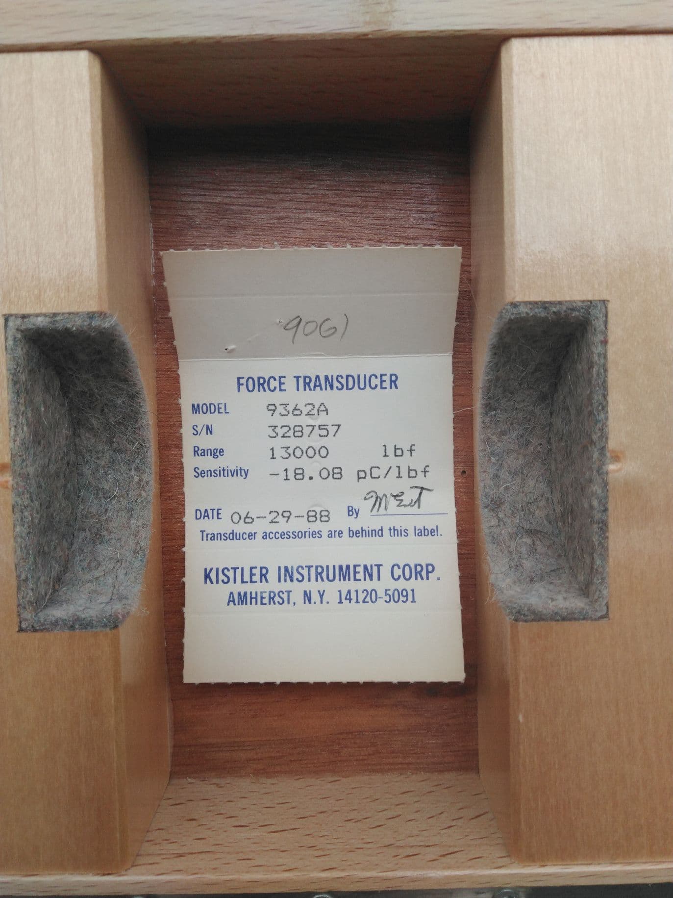 Kistler 9362A, 9061 Force Transducer , 0-44,000 LBF