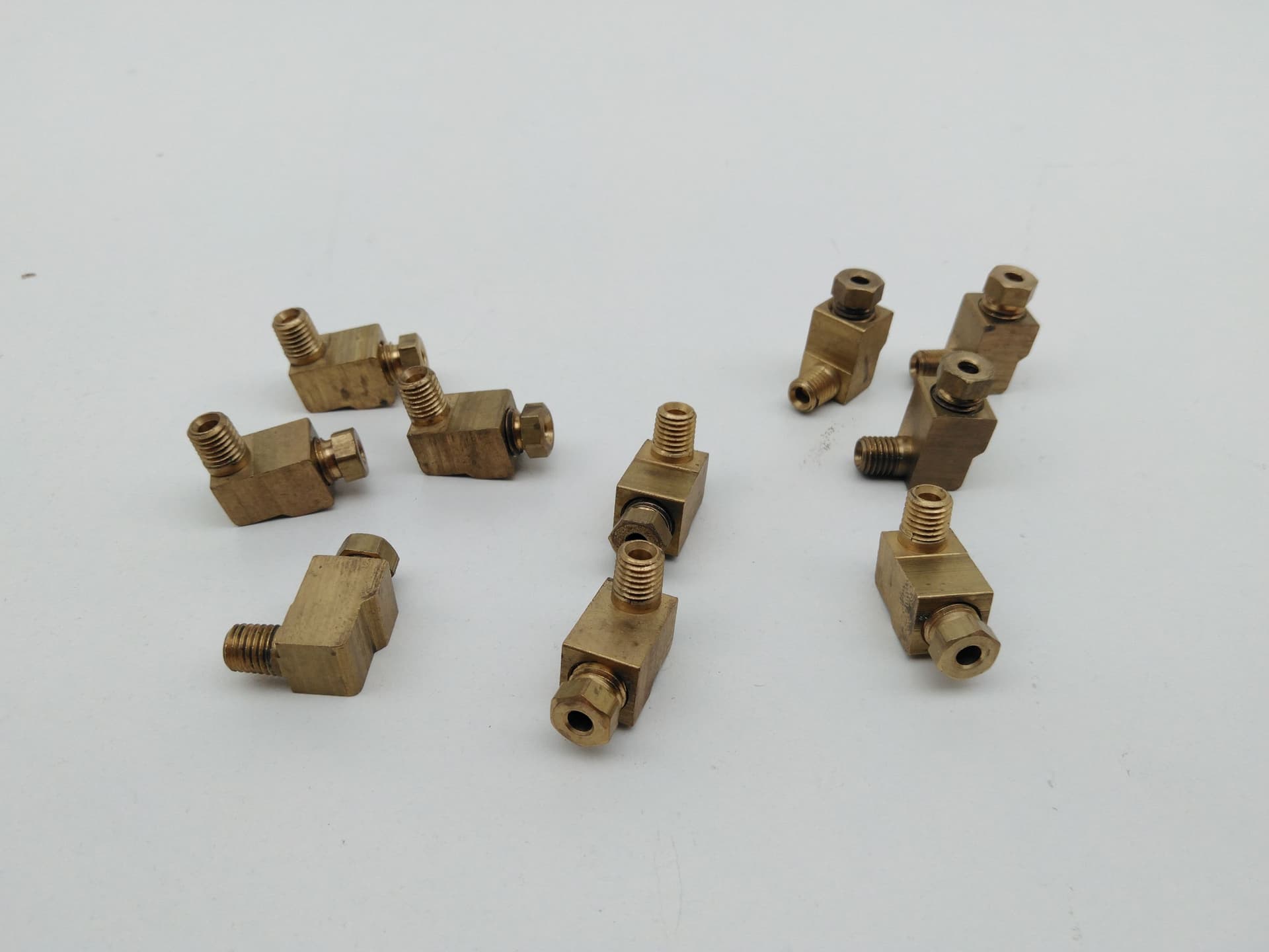 Lincoln Industrial 66716 Brass Male Adapter, 1/8" Tube x 1/4-24 Thread Lot of 10