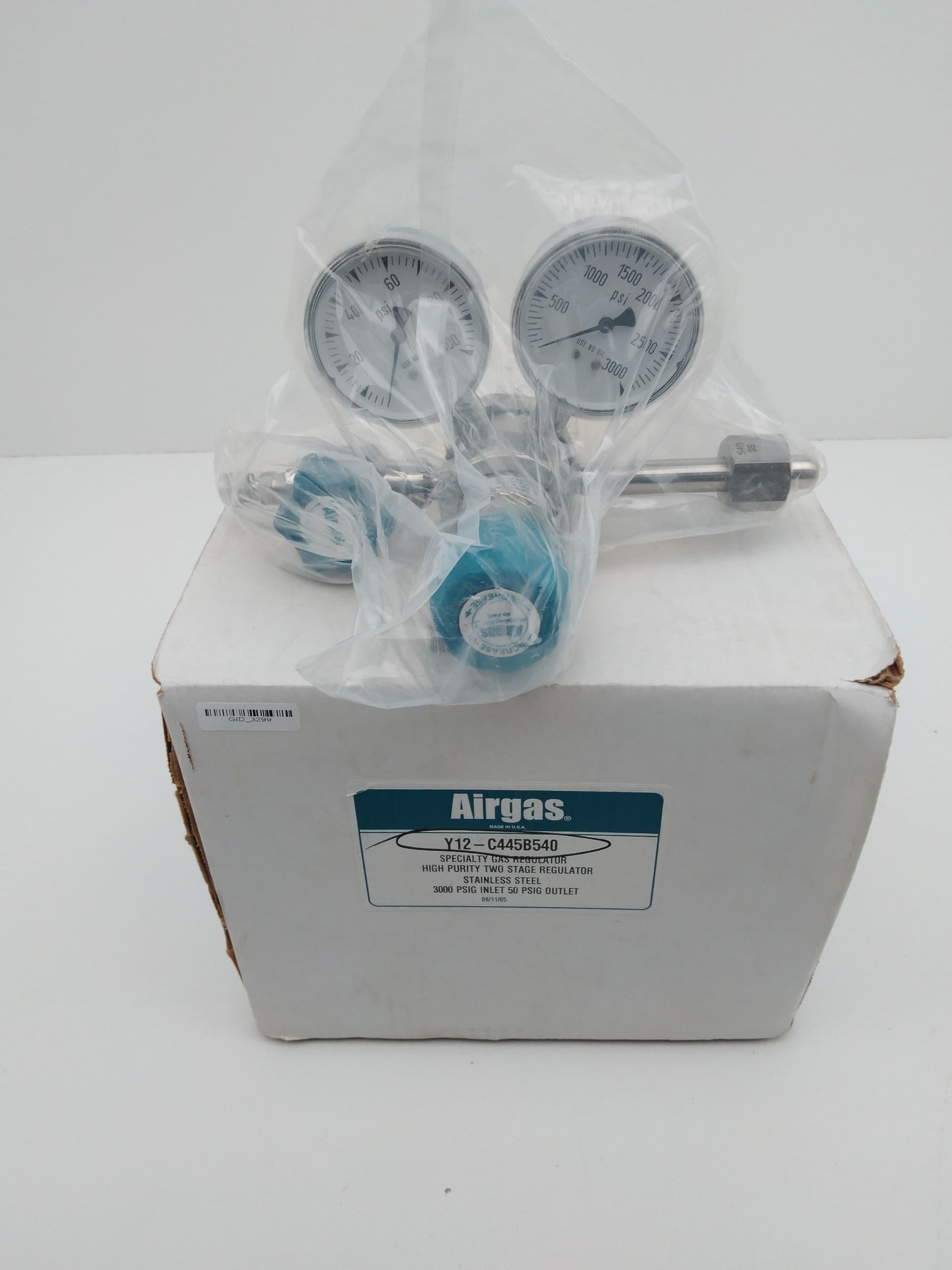 Airgas Y12-C445B540 High Purity Two Stage Pressure Regulator, SS, 1/4"FNPT