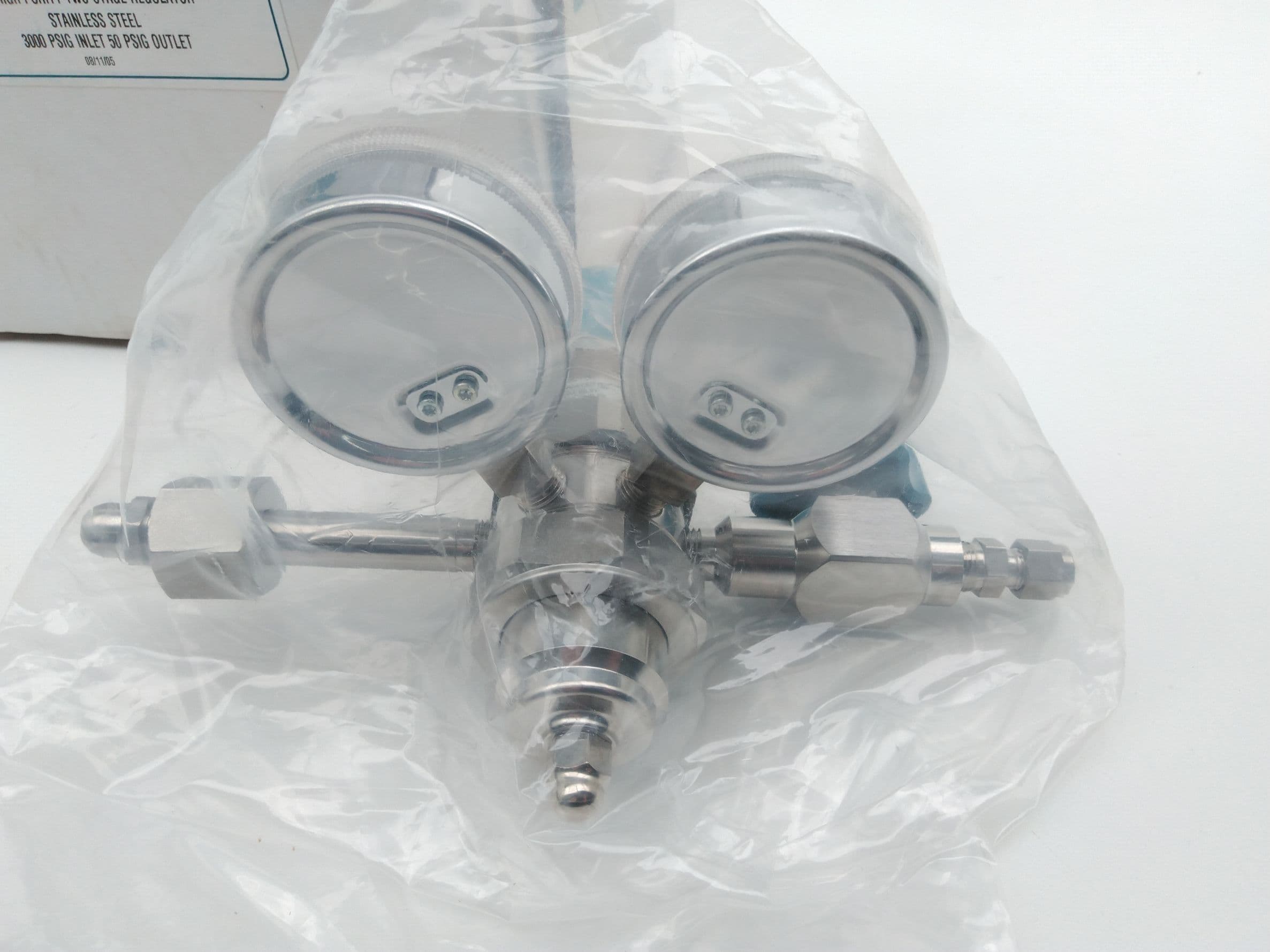 Airgas Y12-C445B540 High Purity Two Stage Pressure Regulator, SS, 1/4"FNPT