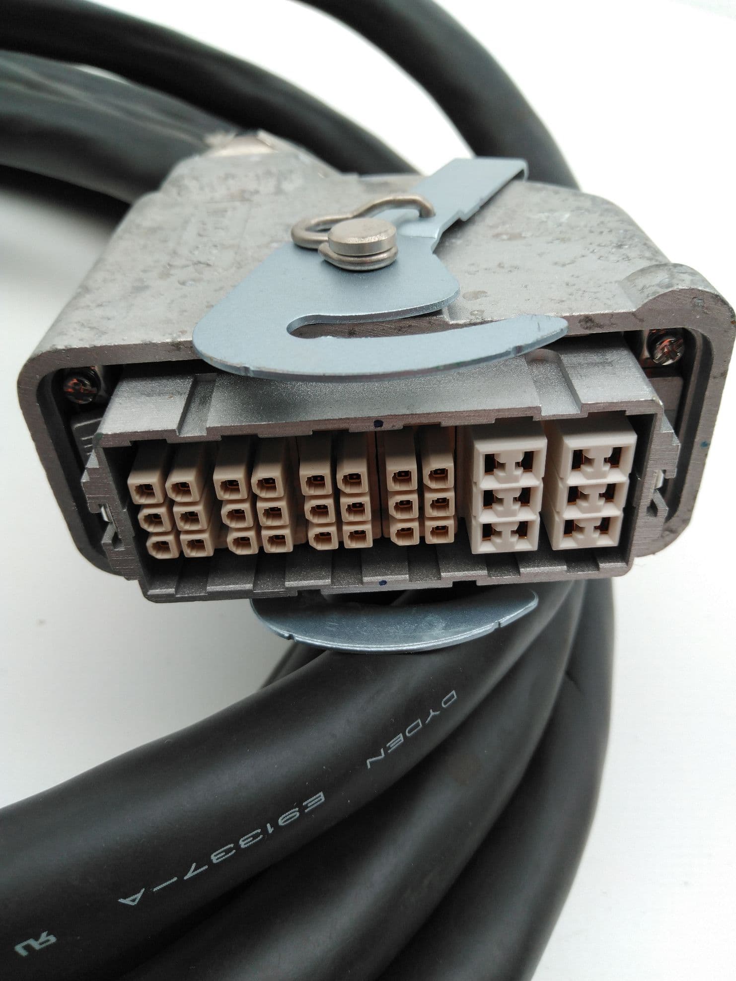 Yaskawa HW1270813-7 Robot Cable - 7M