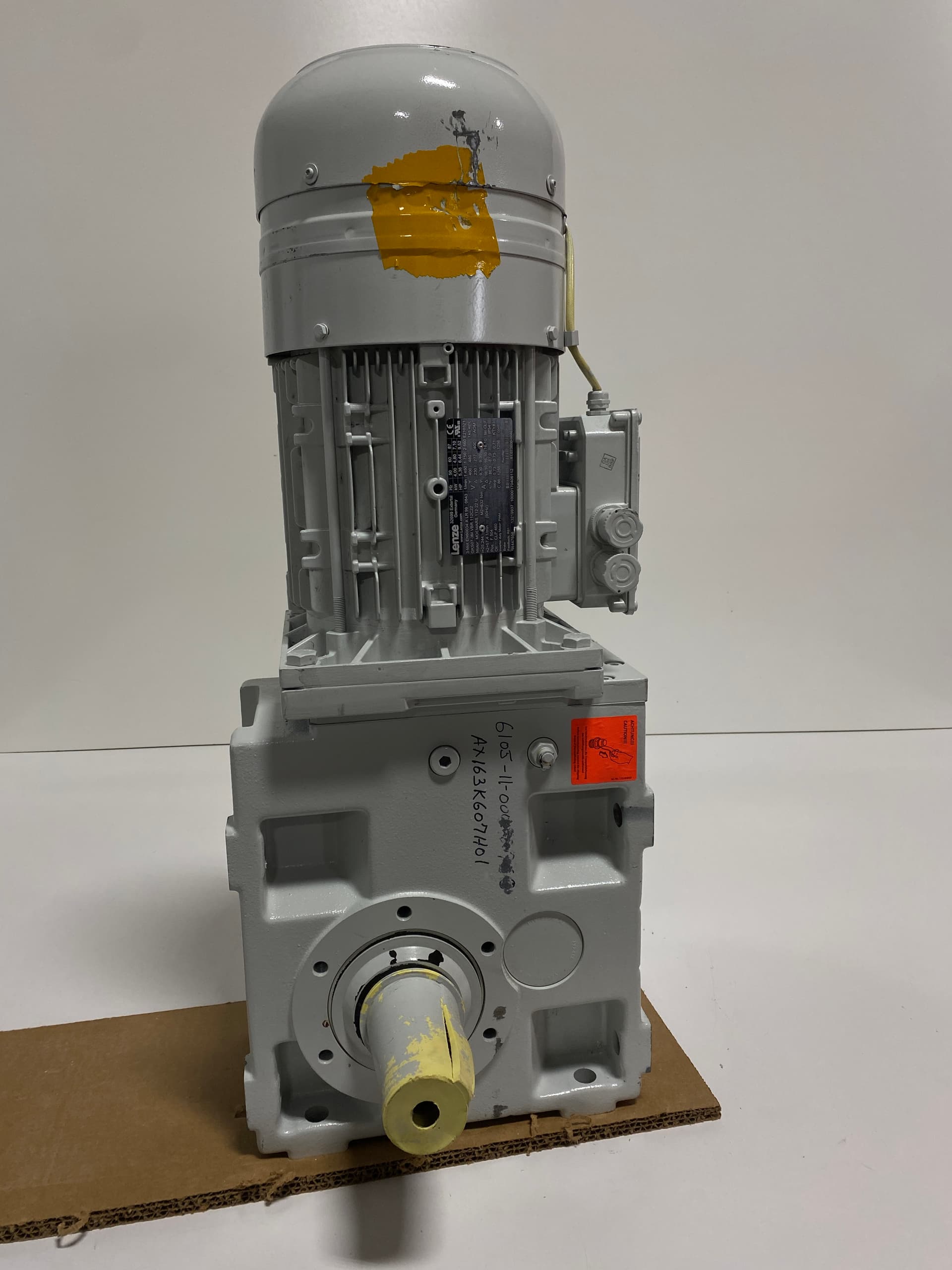 Lenze GKS07-3M VBR 112C22 Helical-bevel Gearbox w/ MDE Motor