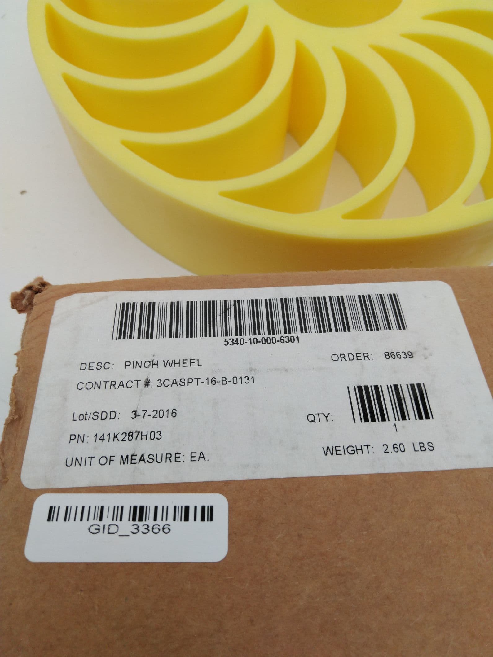 Pinch Wheel 141K287H03 Yellow Poly, D=250mm x H=50.8mm