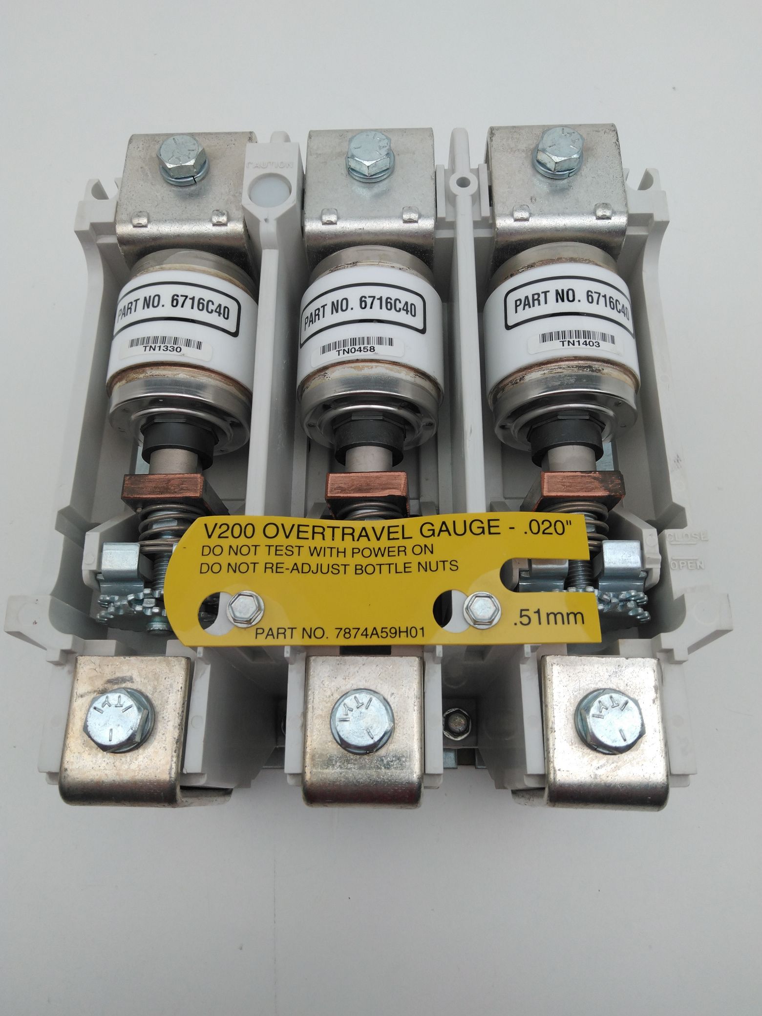 Eaton Cutler-Hammer V201K5CUZ1 Non-Reversing Vacuum Contactor, NEMA Size 5