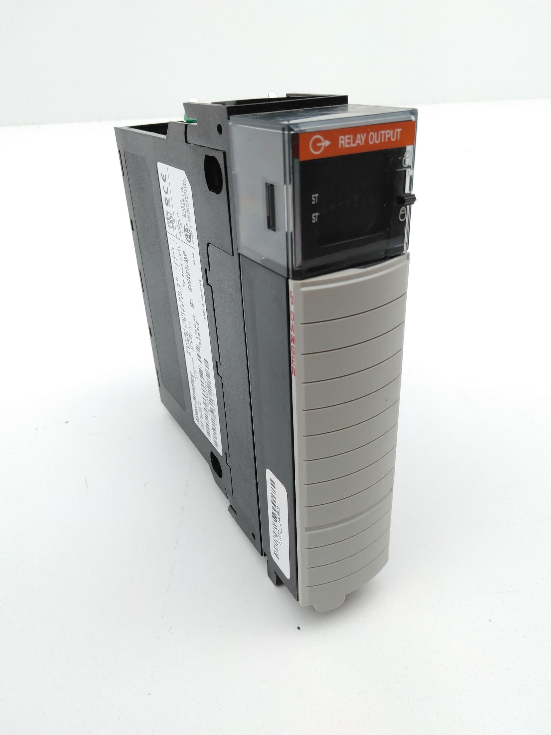 Allen-Bradley 1756-OW16I ControlLogix Isolated Relay Output Module, Series A