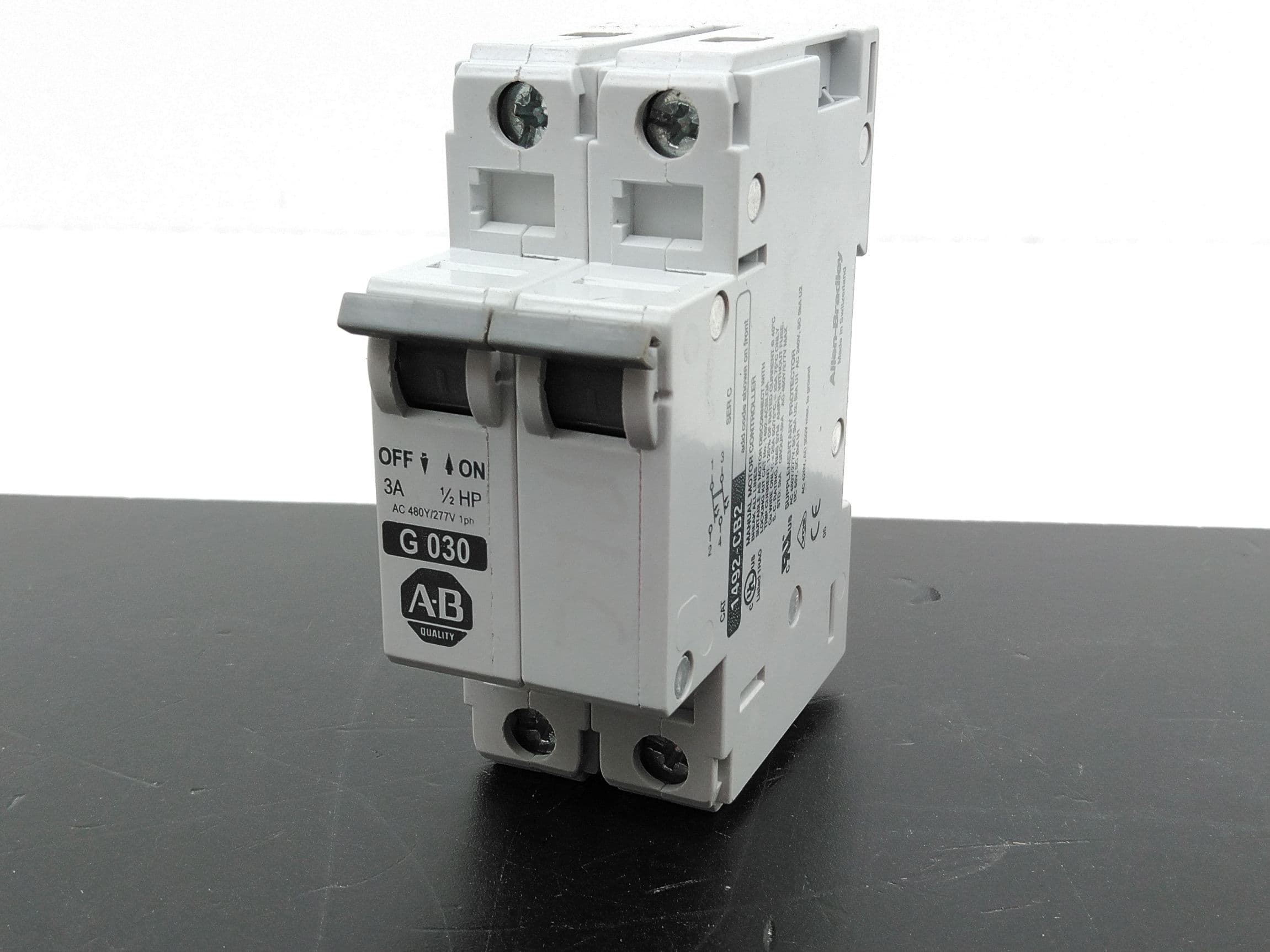 Allen-Bradley 1492-CB2G030 SER C Circuit Breaker, 3A, 2P, 1/2HP, 480Y/277V