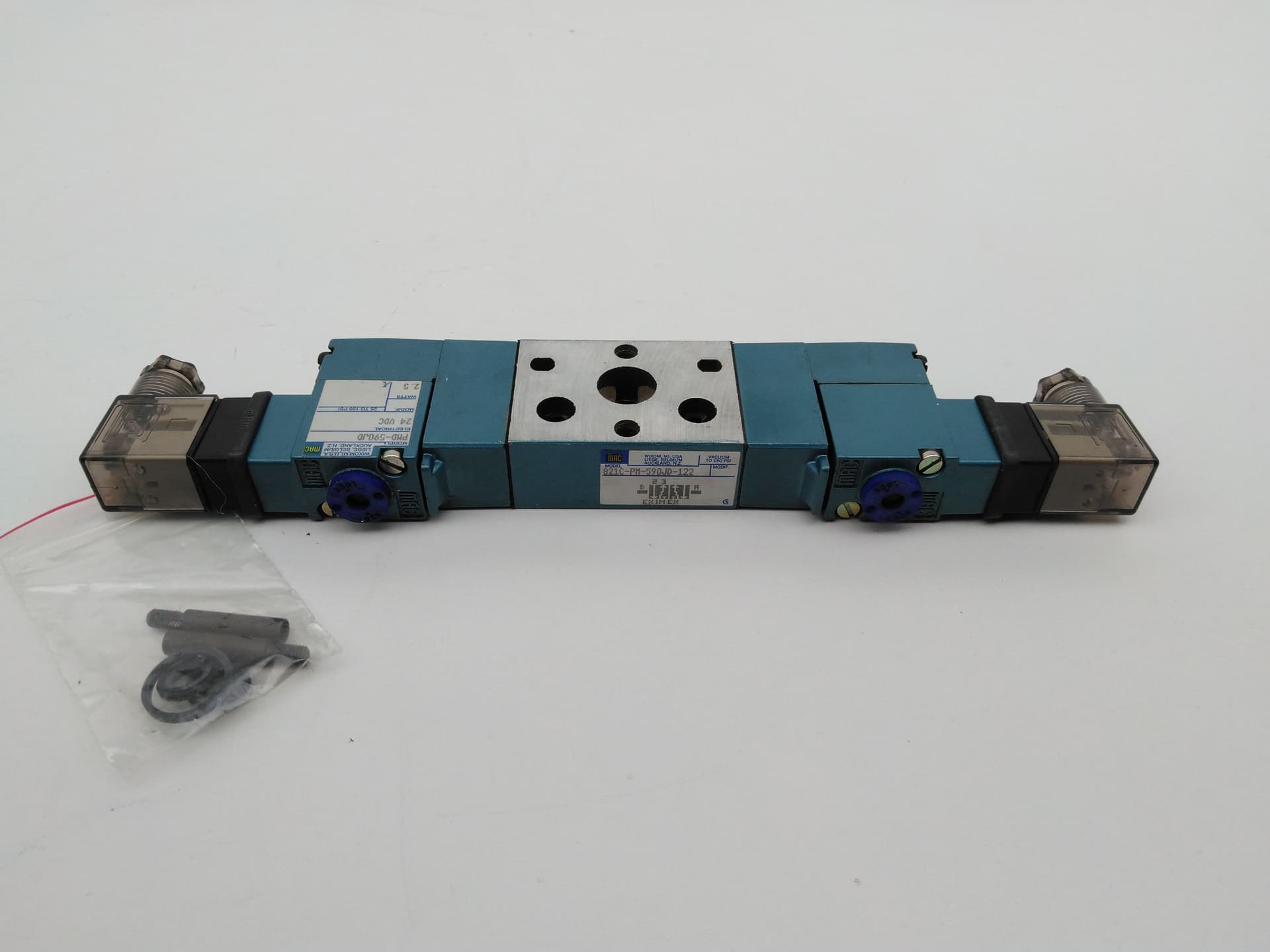 MAC 821C-PM-590JD-122 Solenoid Valve