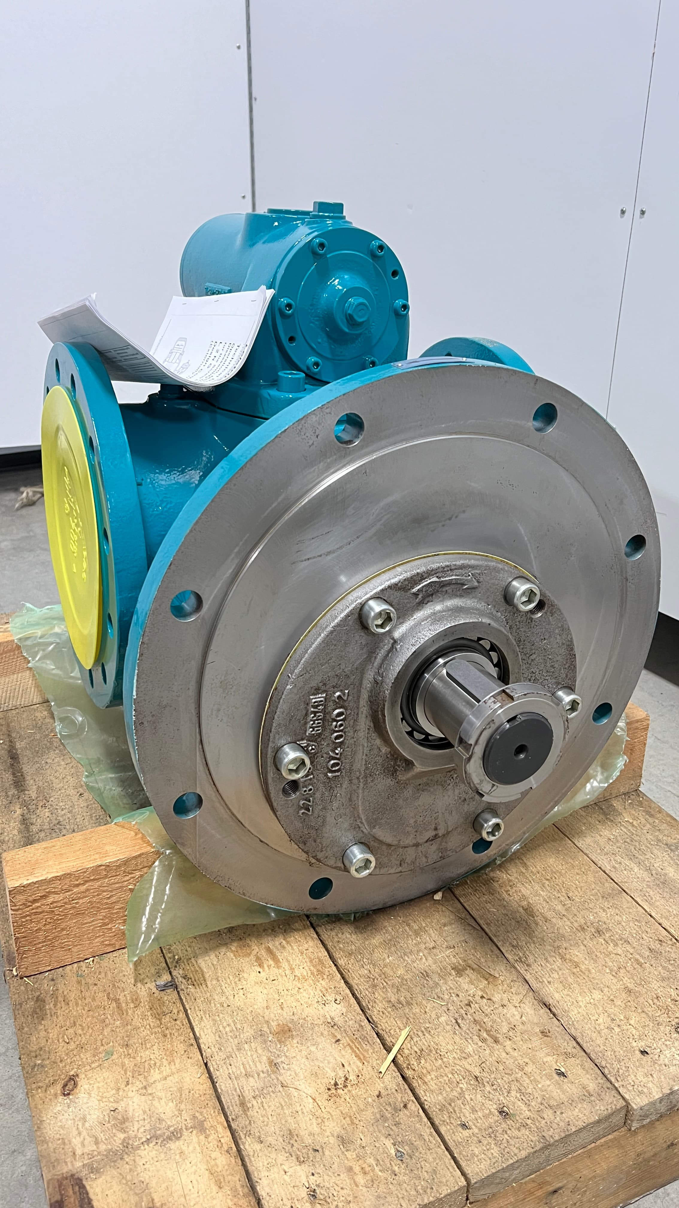 Leistritz Pumpen GmbH L2NG-116/164-VFOGIA-O Pump, Screw, 2000 l/m @ 24 Bar