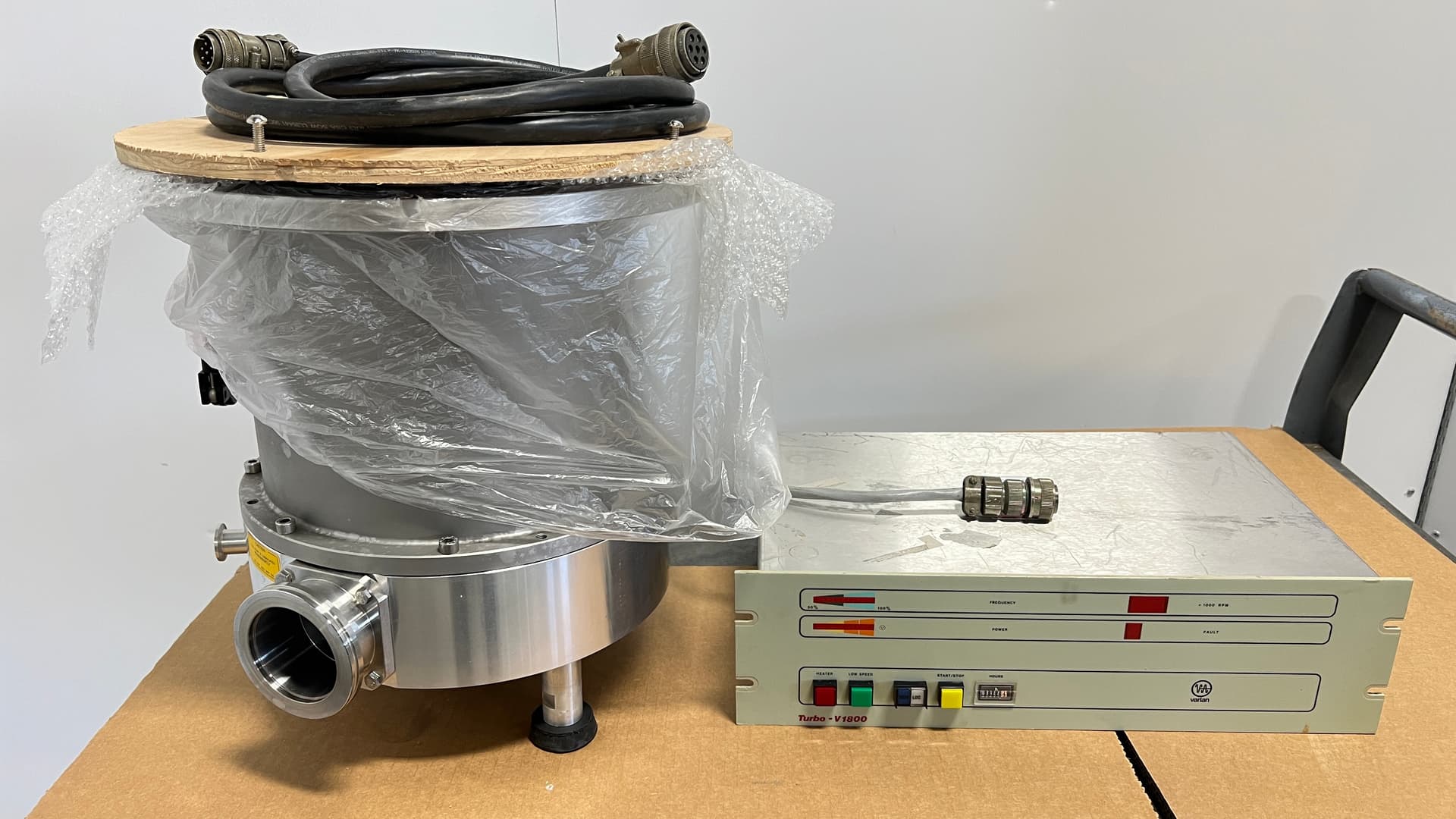 Varian V1800 Turbo Pump, Controller and Cable