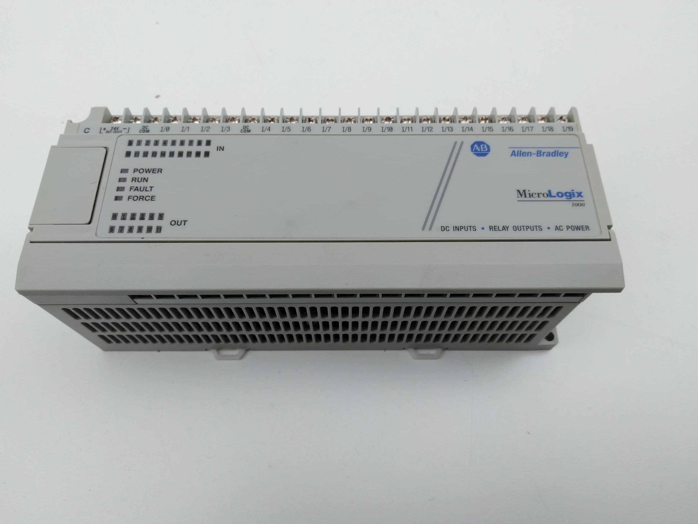 Allen-Bradley 1761-L32BWA MicroLogix 1000 Controller, 32 Point, Ser E