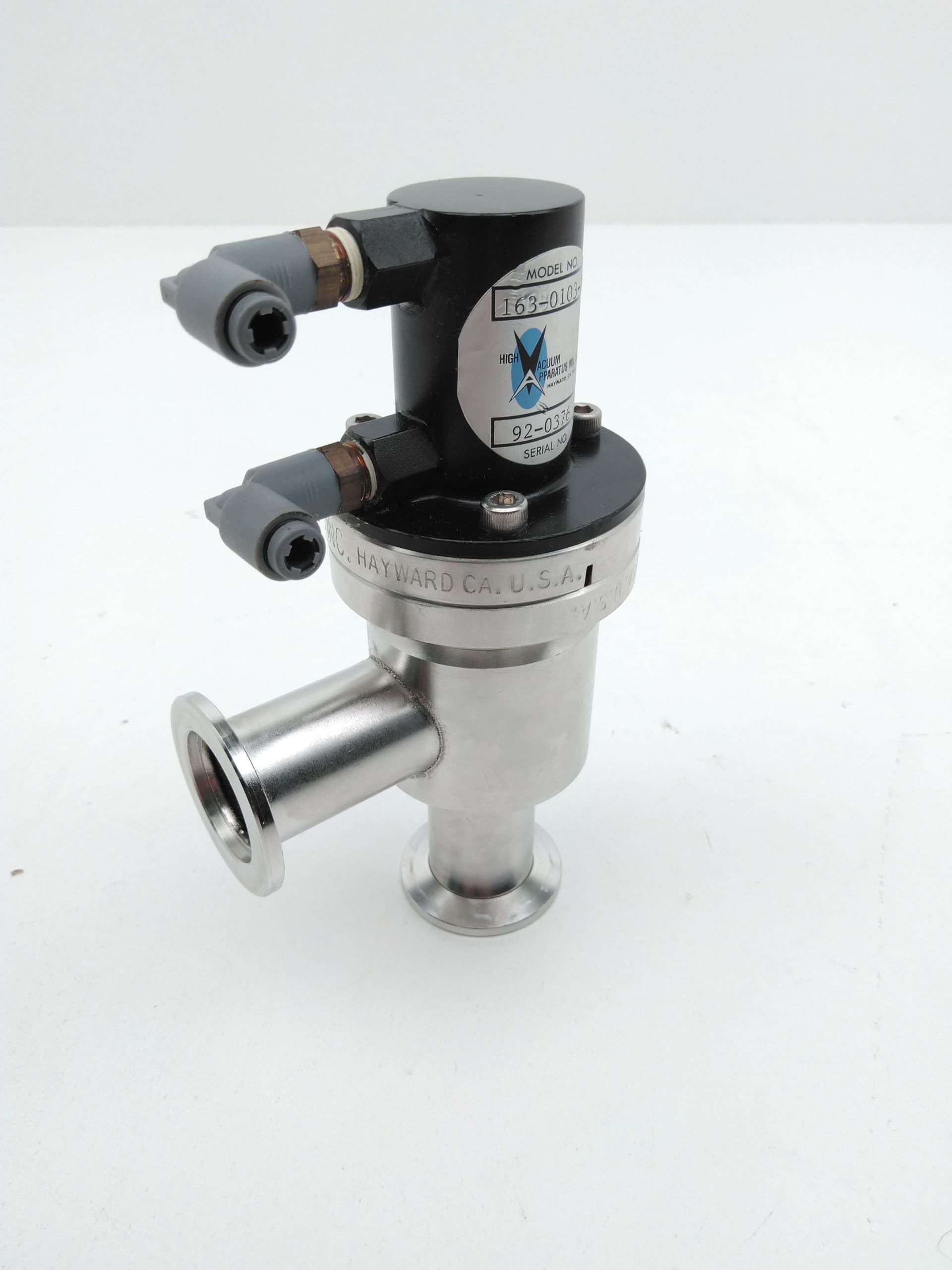 High Vacuum Apparatus 163-0103-2 Right Angle Pneumatic Isolation Valve, NW-25