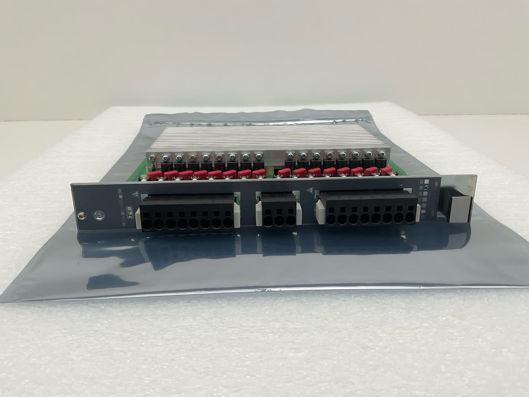 Siemens 6BK1942-2AA00-0AA0 SIPLUS HCS4200 POM4220 Lowend, Power Output Module