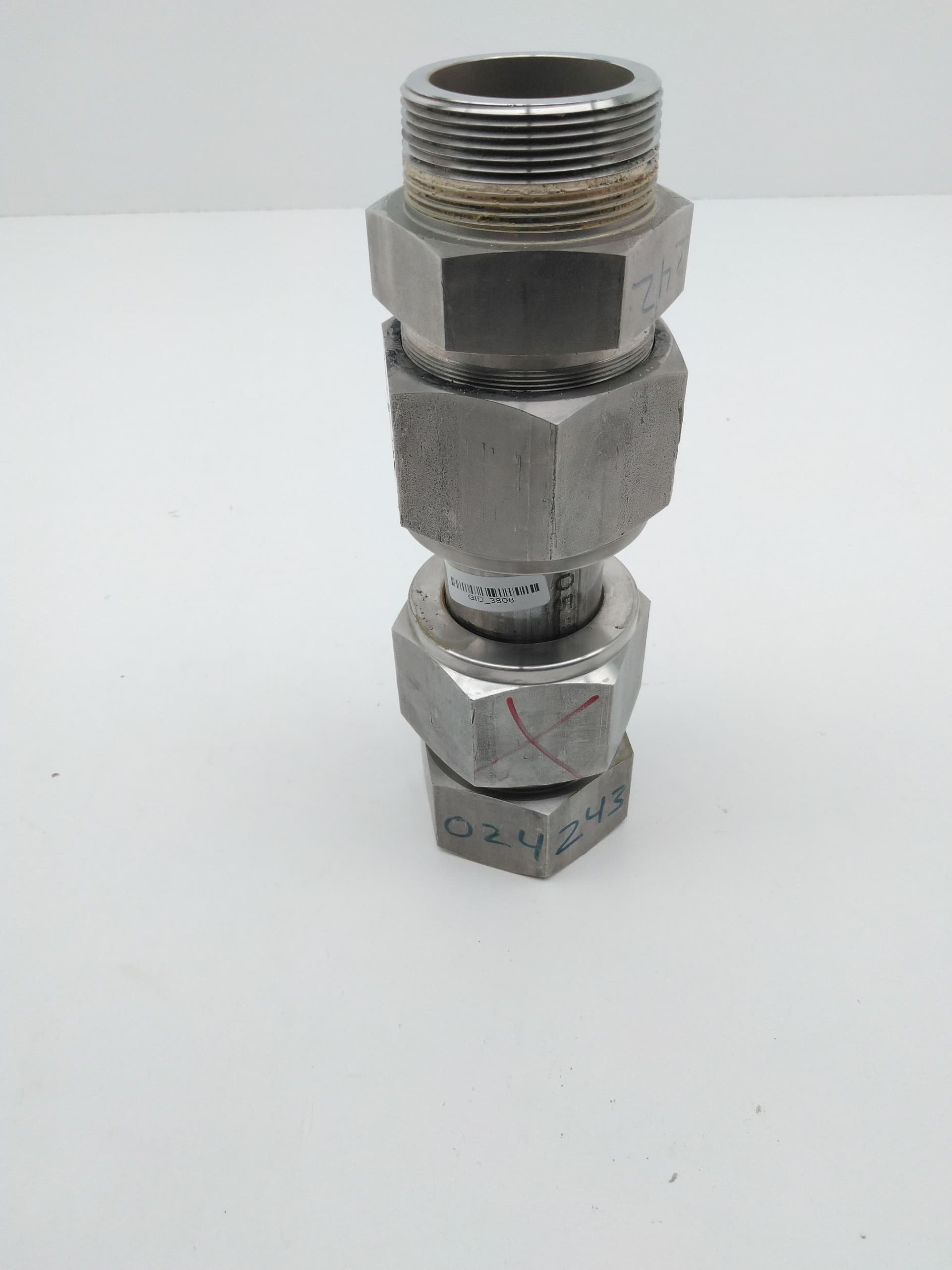 Swagelok SS-2400-1-24, SS-2400-7-24 SS Tube Connectors, 1.5"T- 1 .5" MNPT, FNPT