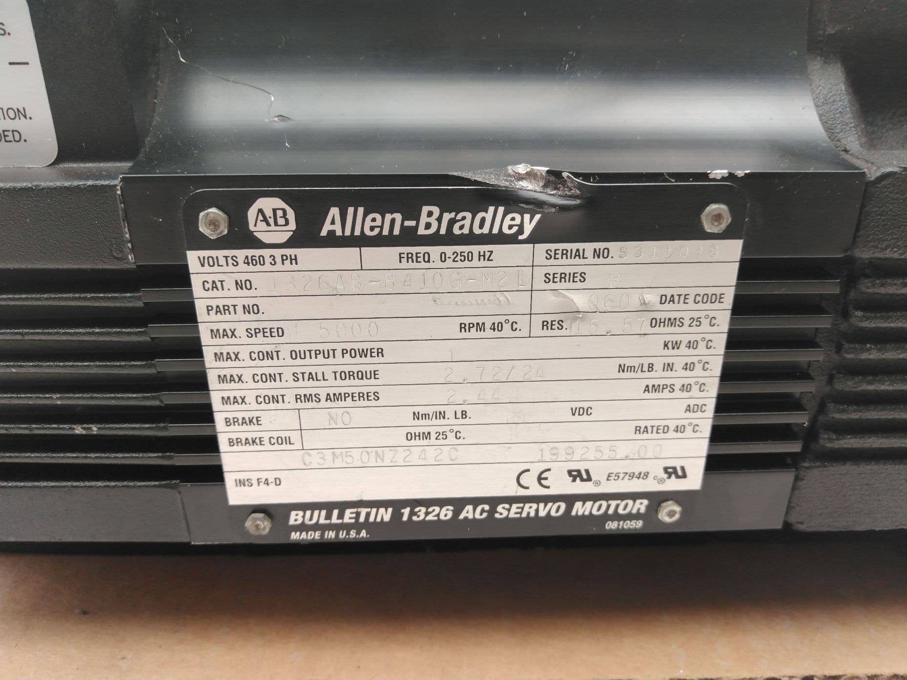 Allen-Bradley 1326AB-B410G-M2L Ser B AC Servo Motor 5000RPM, 380/460VAC, 2.45A