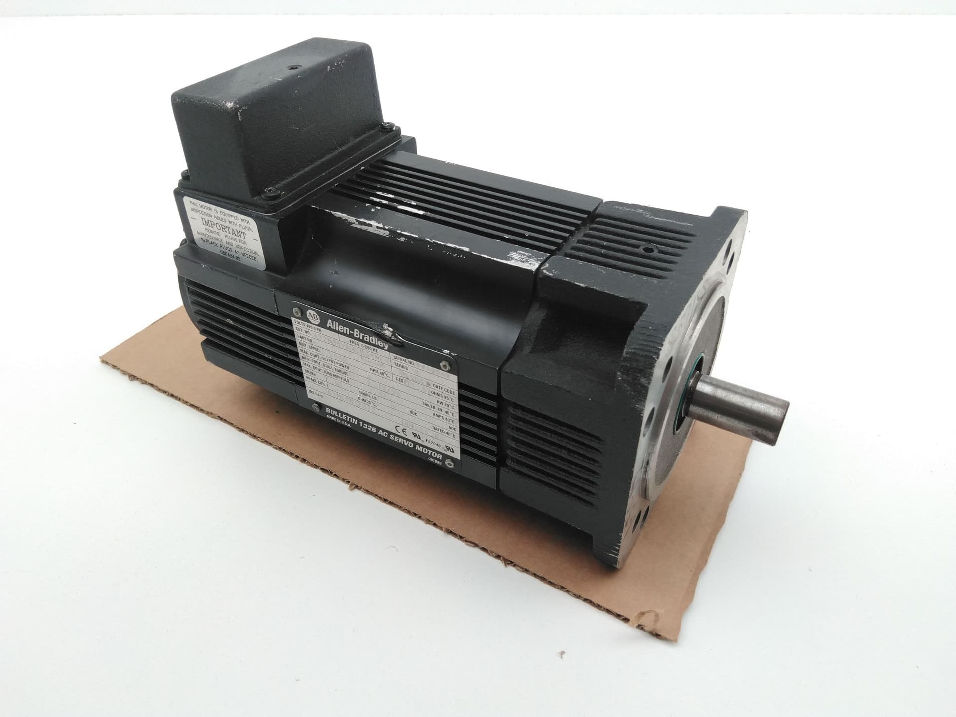Allen-Bradley 1326AB-B410G-M2L Ser B AC Servo Motor 5000RPM, 380/460VAC, 2.45A