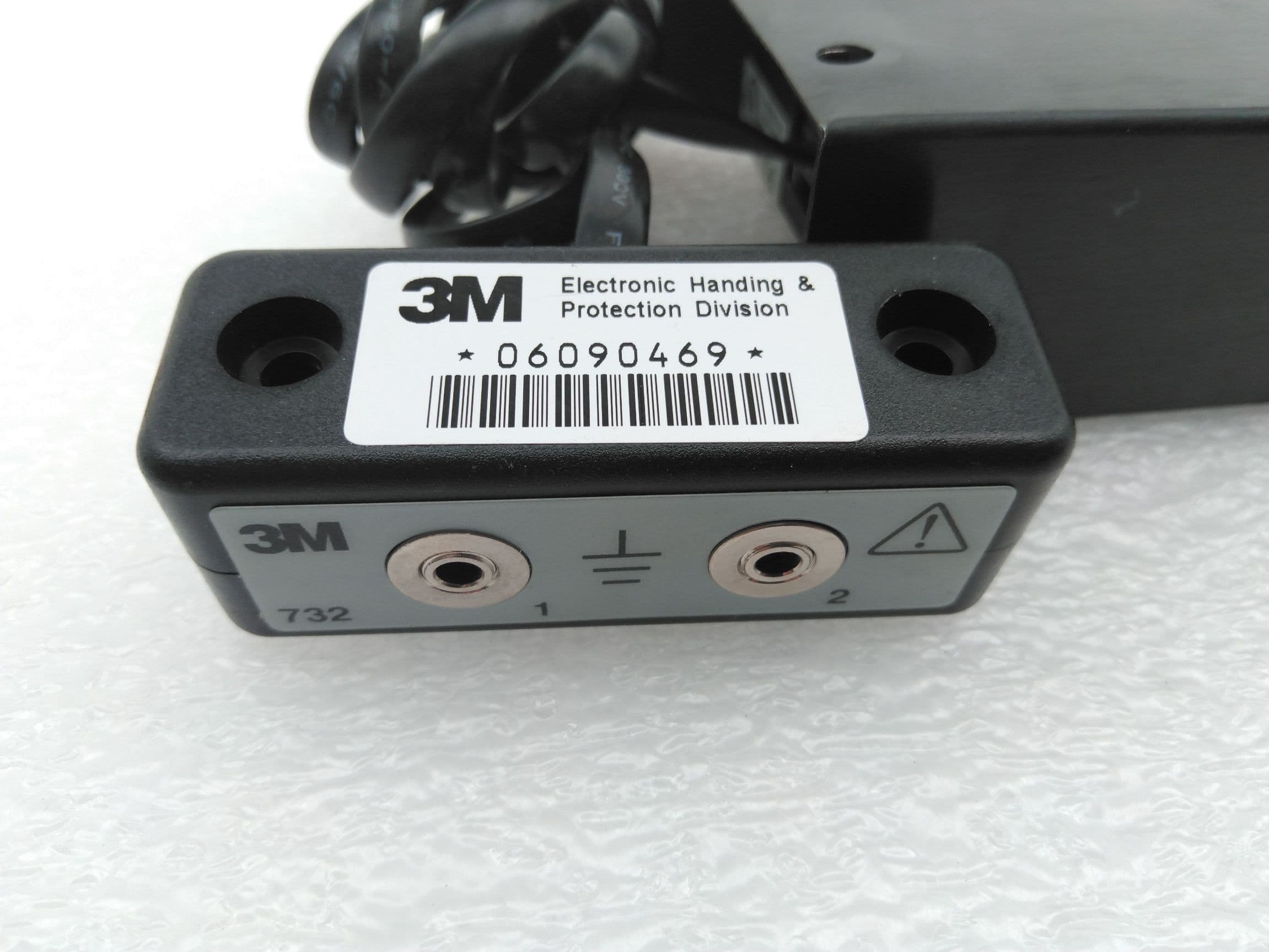 3m 724 Workstation Monitor