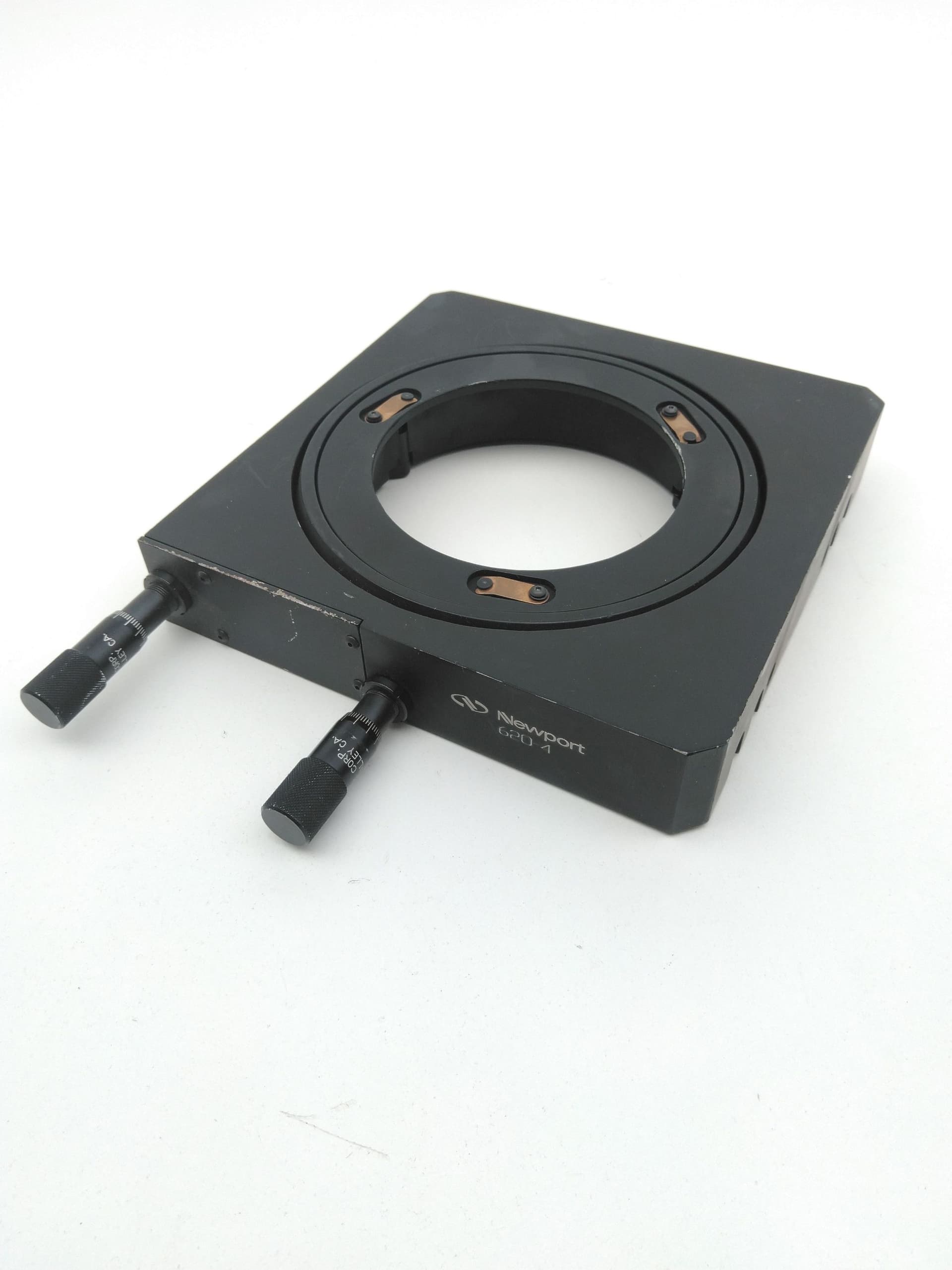 Newport 620-4 Gimbal Mirror Mount