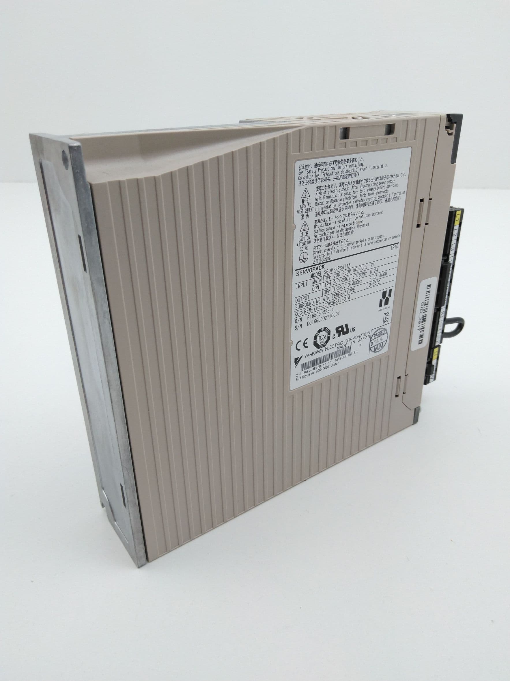 Yaskawa SGDV-2R8A11A Servopack AC Servo Drive