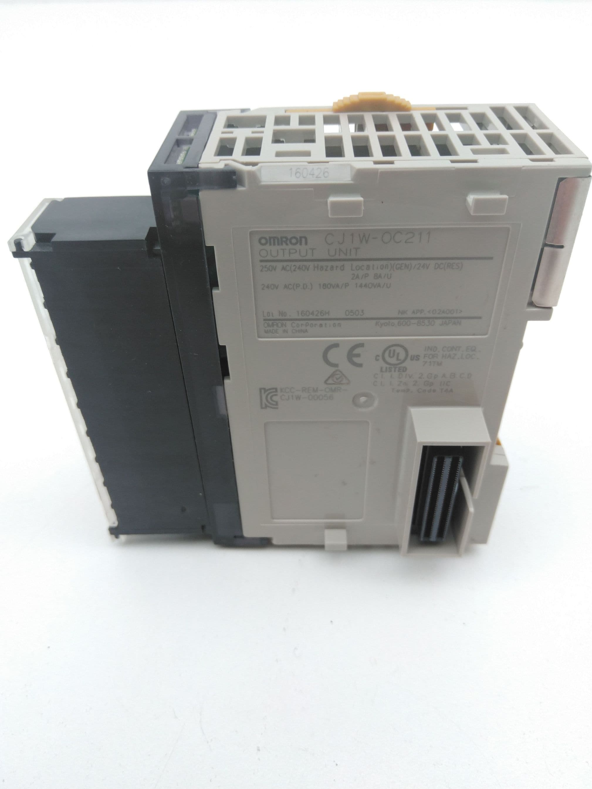 Omron CJ1W-OC211 Output Unit