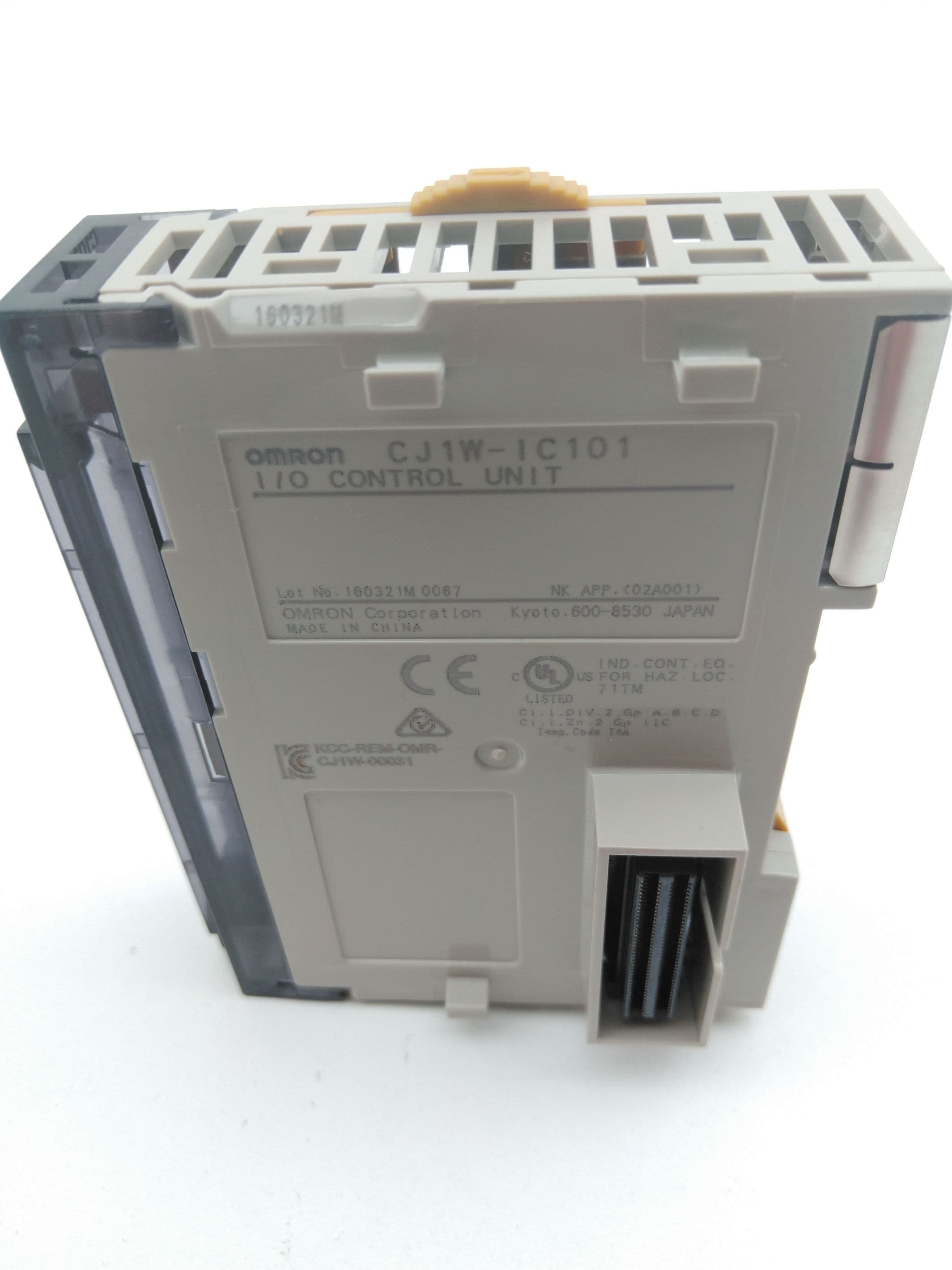 Omron CJ1W-IC101 I/O Control Unit